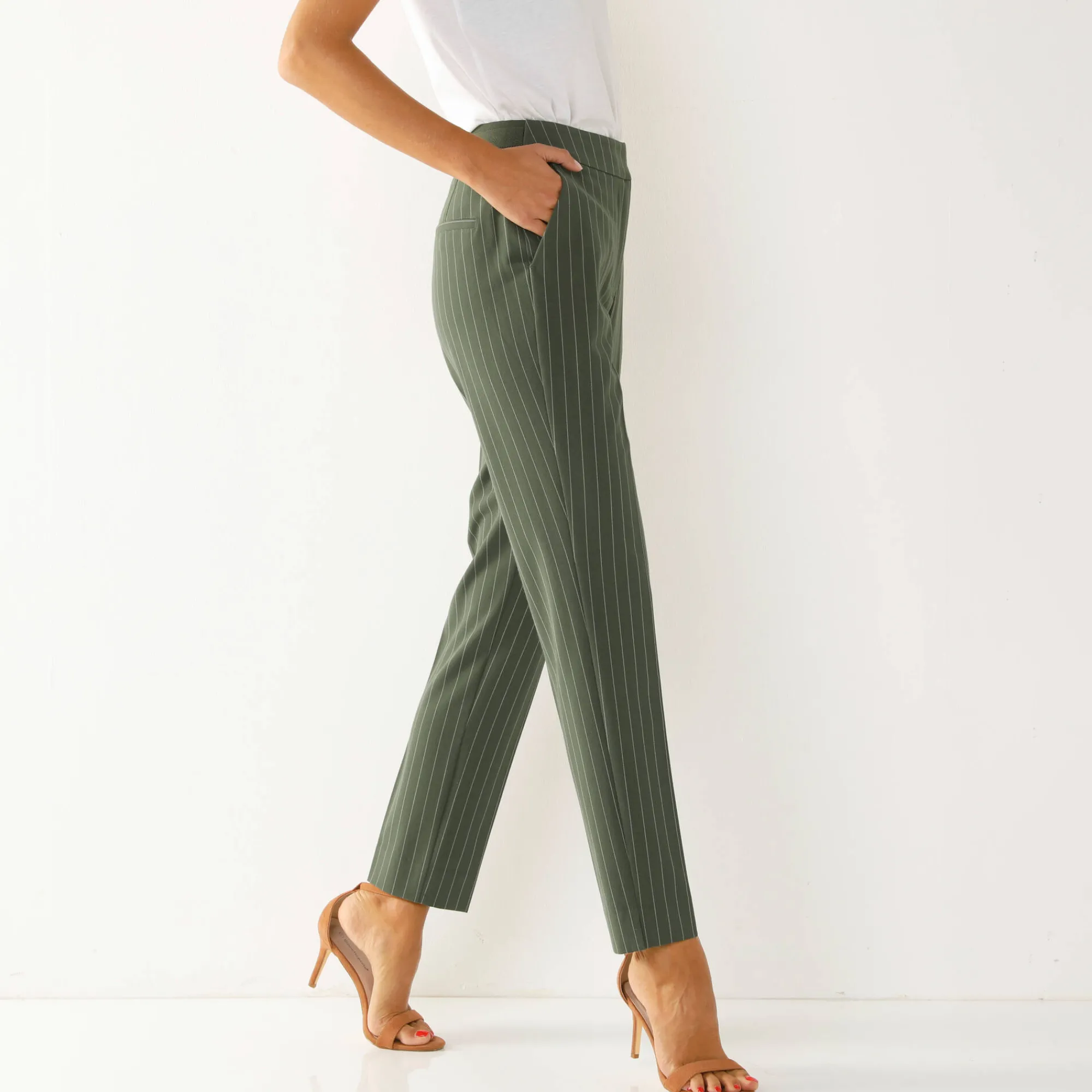Broek<Blancheporte 7/8-broek in slimmodel, strepenprint kaki