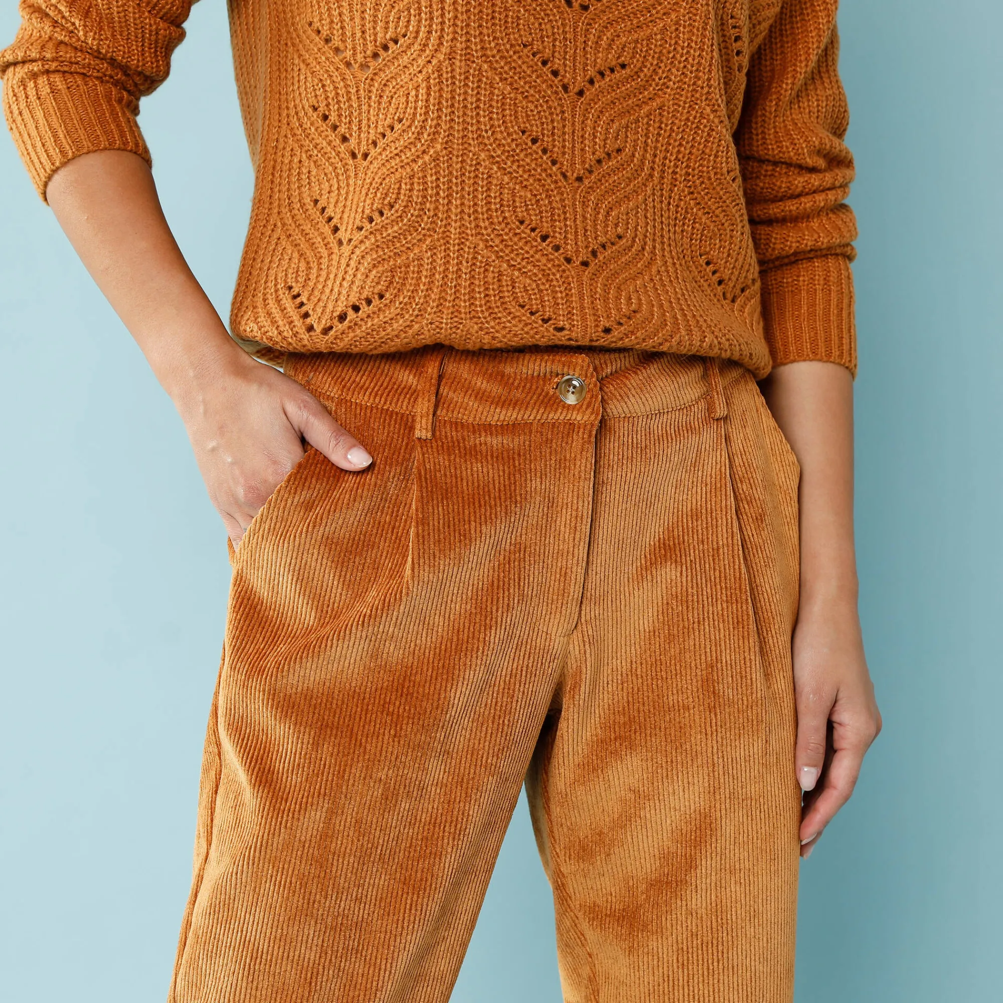 Broek<Blancheporte 7/8-broek in velours, kleine lengtes honing