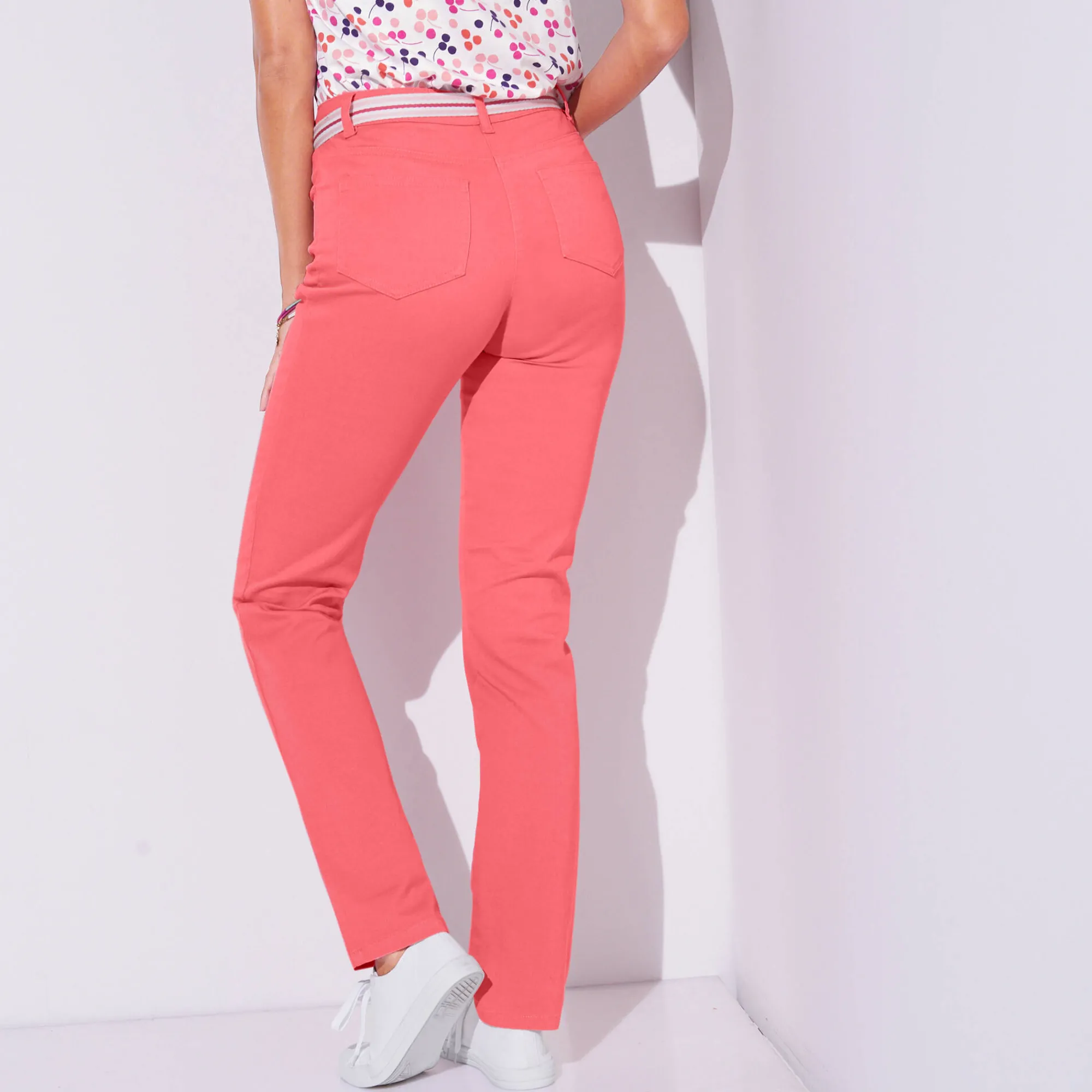 Broek<Blancheporte Broek met 'platte buik'-effect in rekbaar katoen koraal