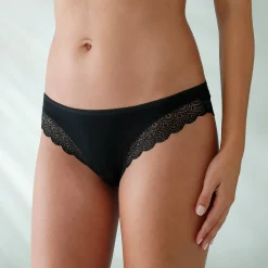 Feestelijke Lingerie|Slip En Shorty<Blancheporte Broekje in tangamodel, in katoen en kant - set van 3 zwart + nude + wit