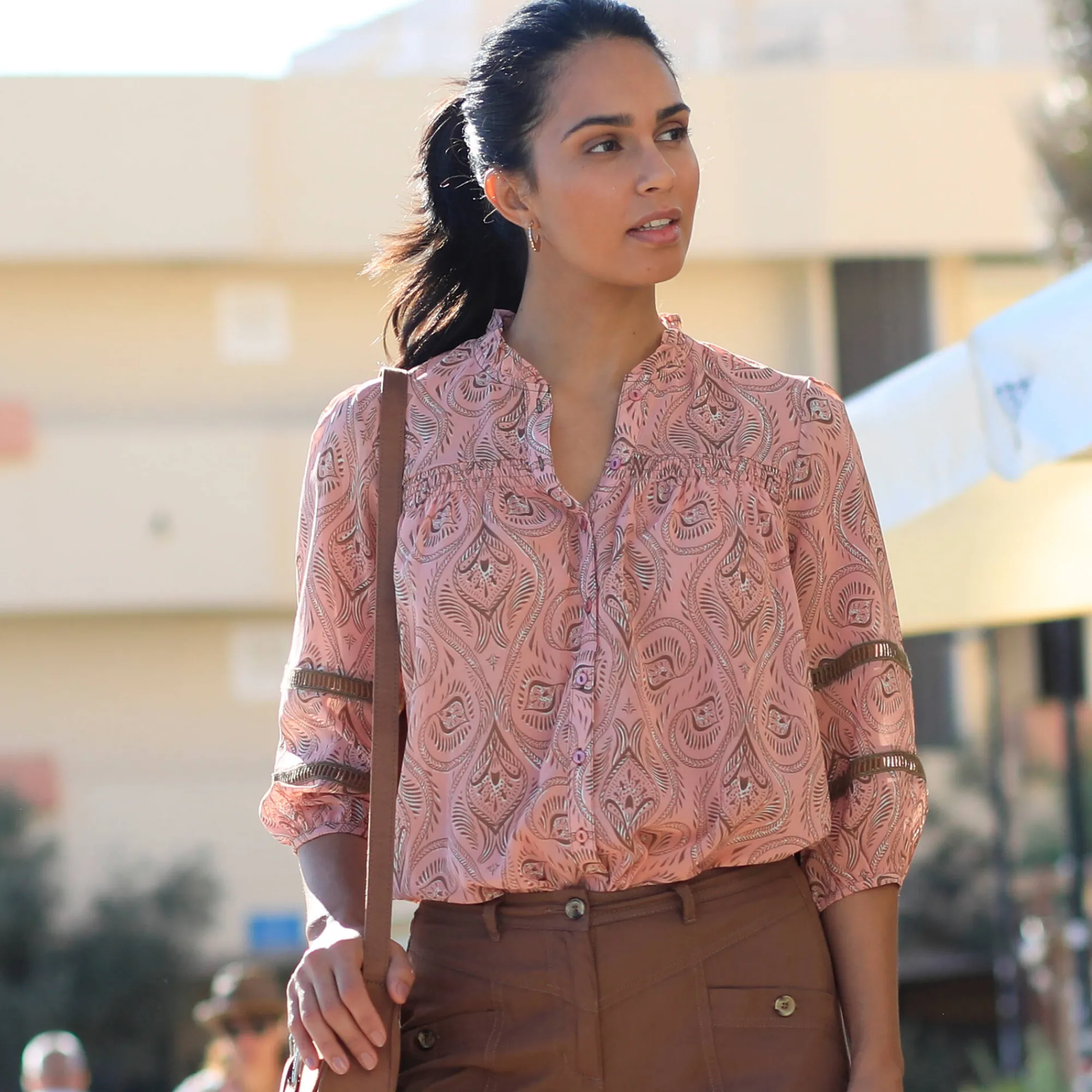 Bloes En Tuniek<Blancheporte Chemisier boutonné, détails smockés taupe / perzik
