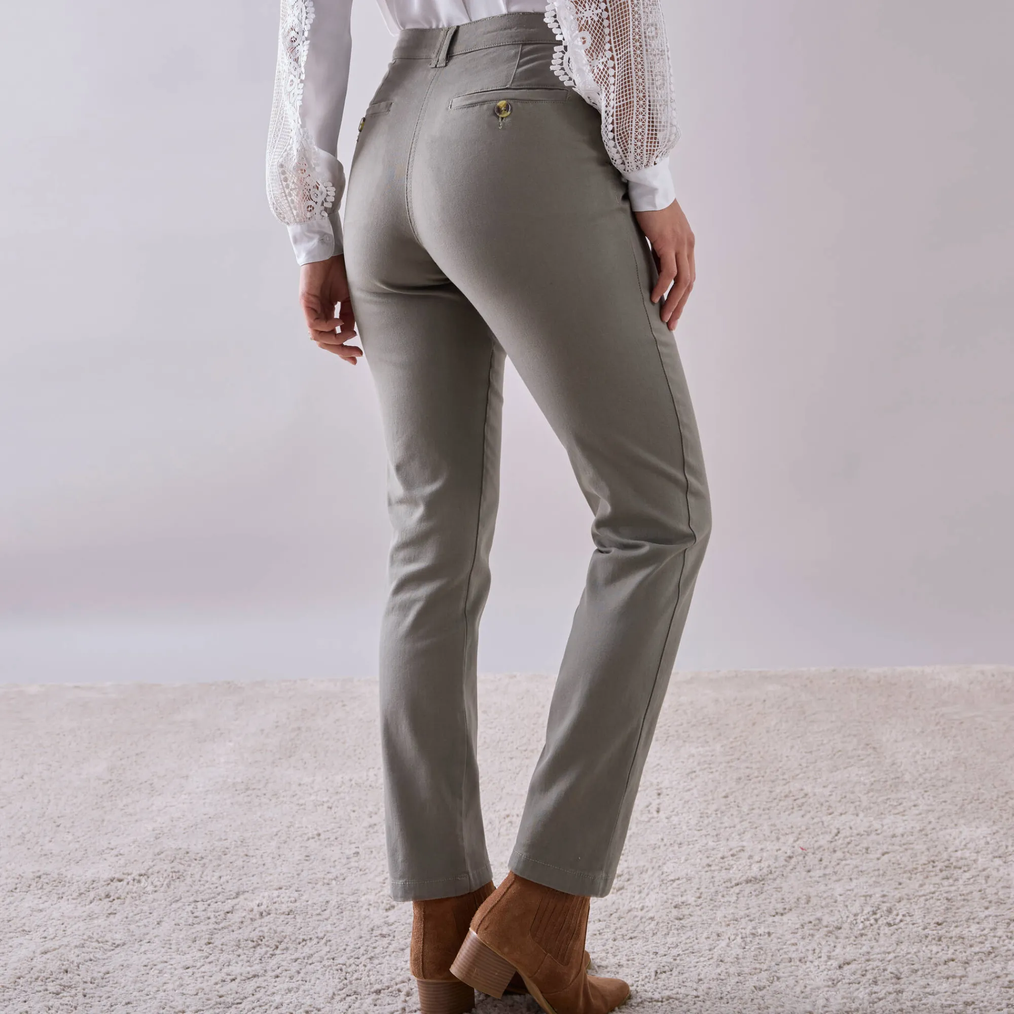 Broek<Blancheporte Chino stretchbroek bronskleur