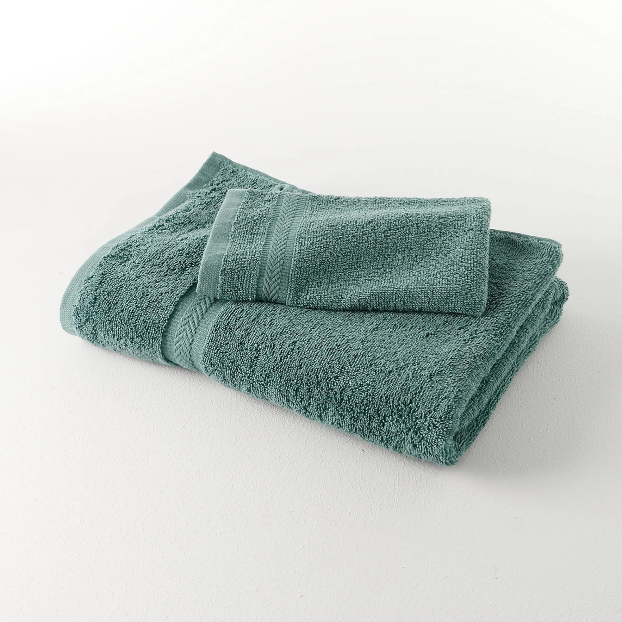 Badhanddoek<Colombine Collectie effen handdoeken 420 g/m2 met zacht comfort eucalyptus