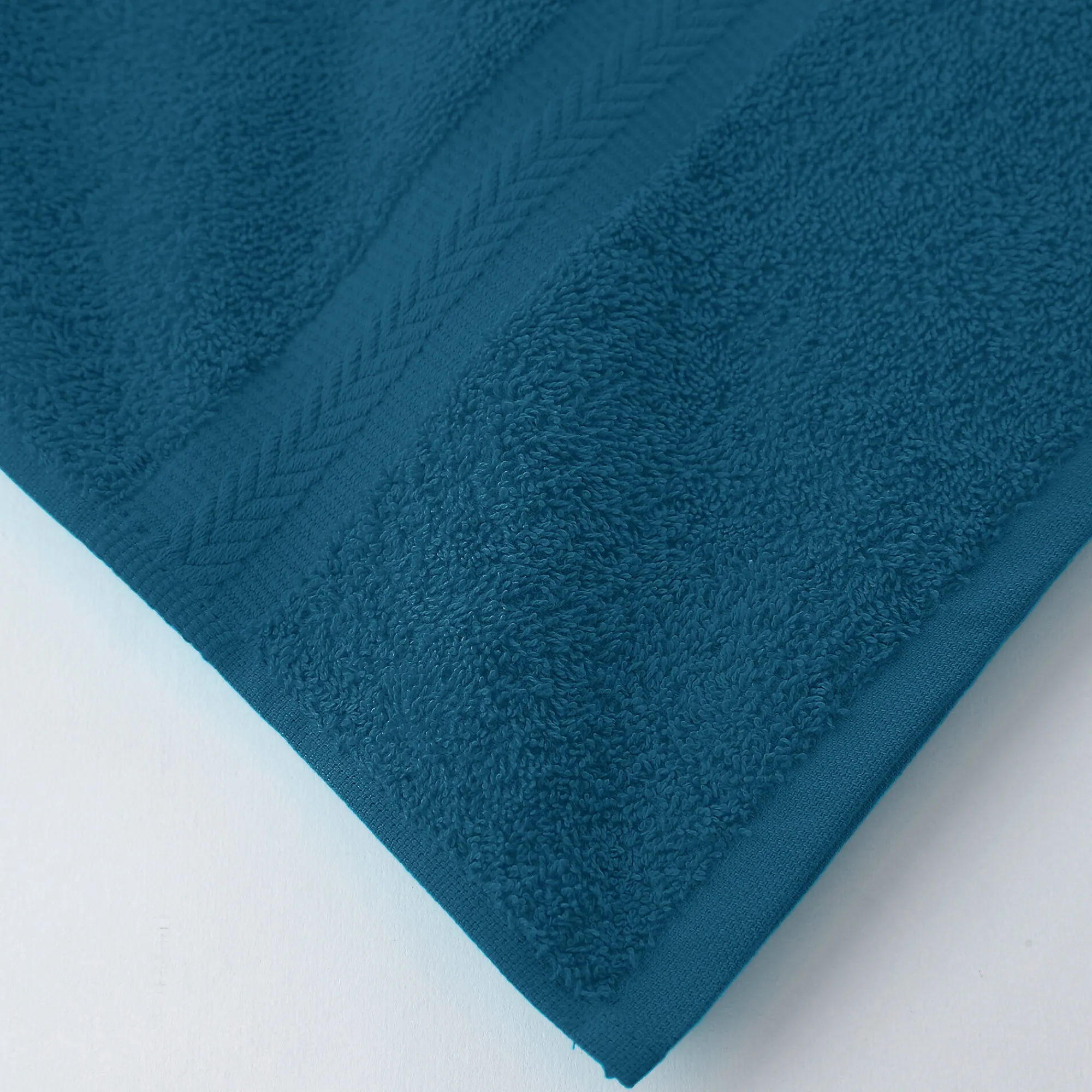 Badhanddoek<Colombine Collectie effen handdoeken 420 g/m2 met zacht comfort pauwblauw