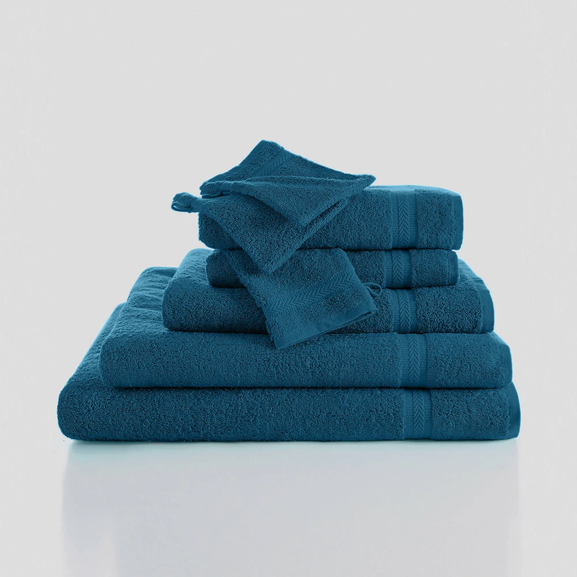Badhanddoek<Colombine Collectie effen handdoeken 420 g/m2 met zacht comfort pauwblauw