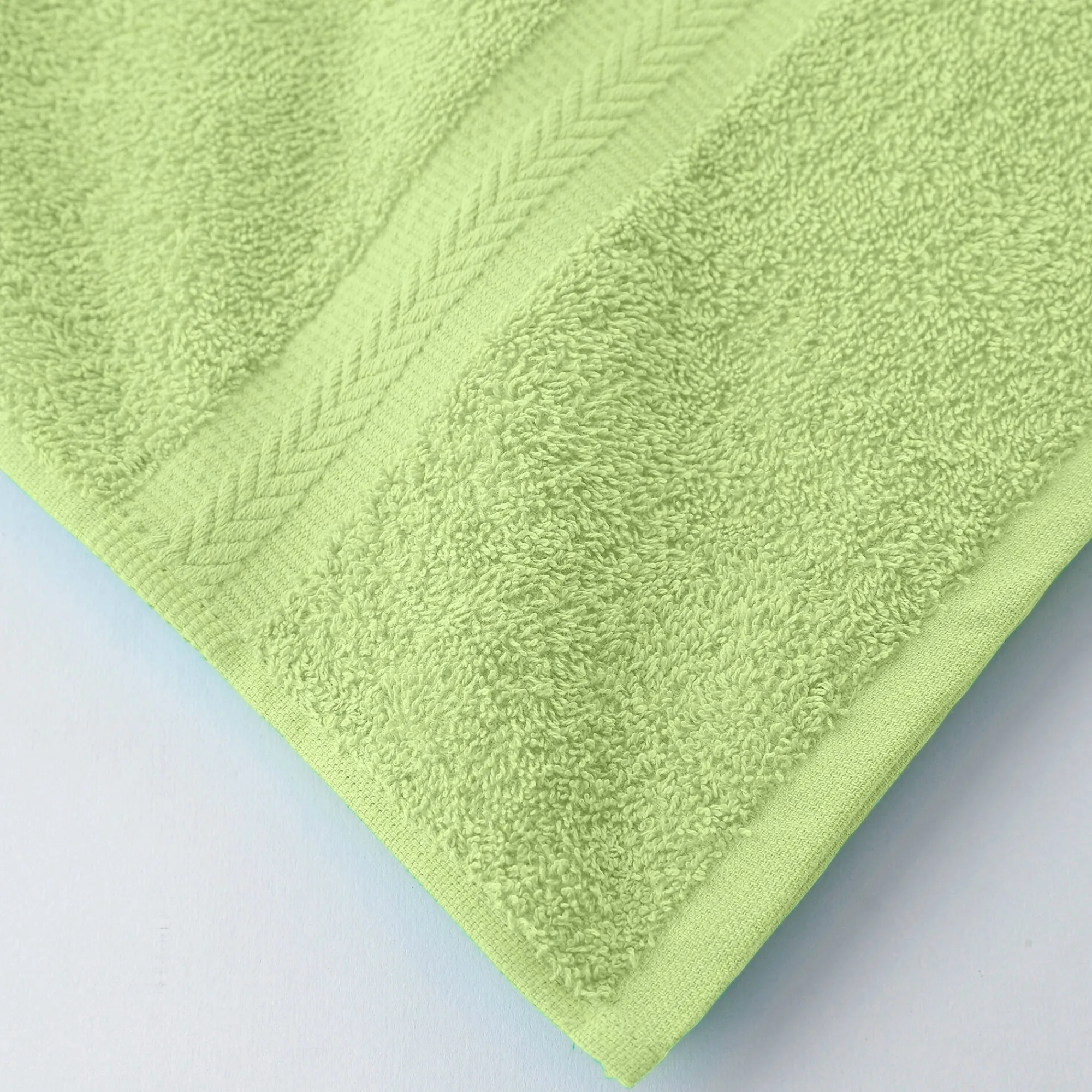 Badhanddoek<Colombine Collectie effen handdoeken 420 g/m2 met zacht comfort anijs