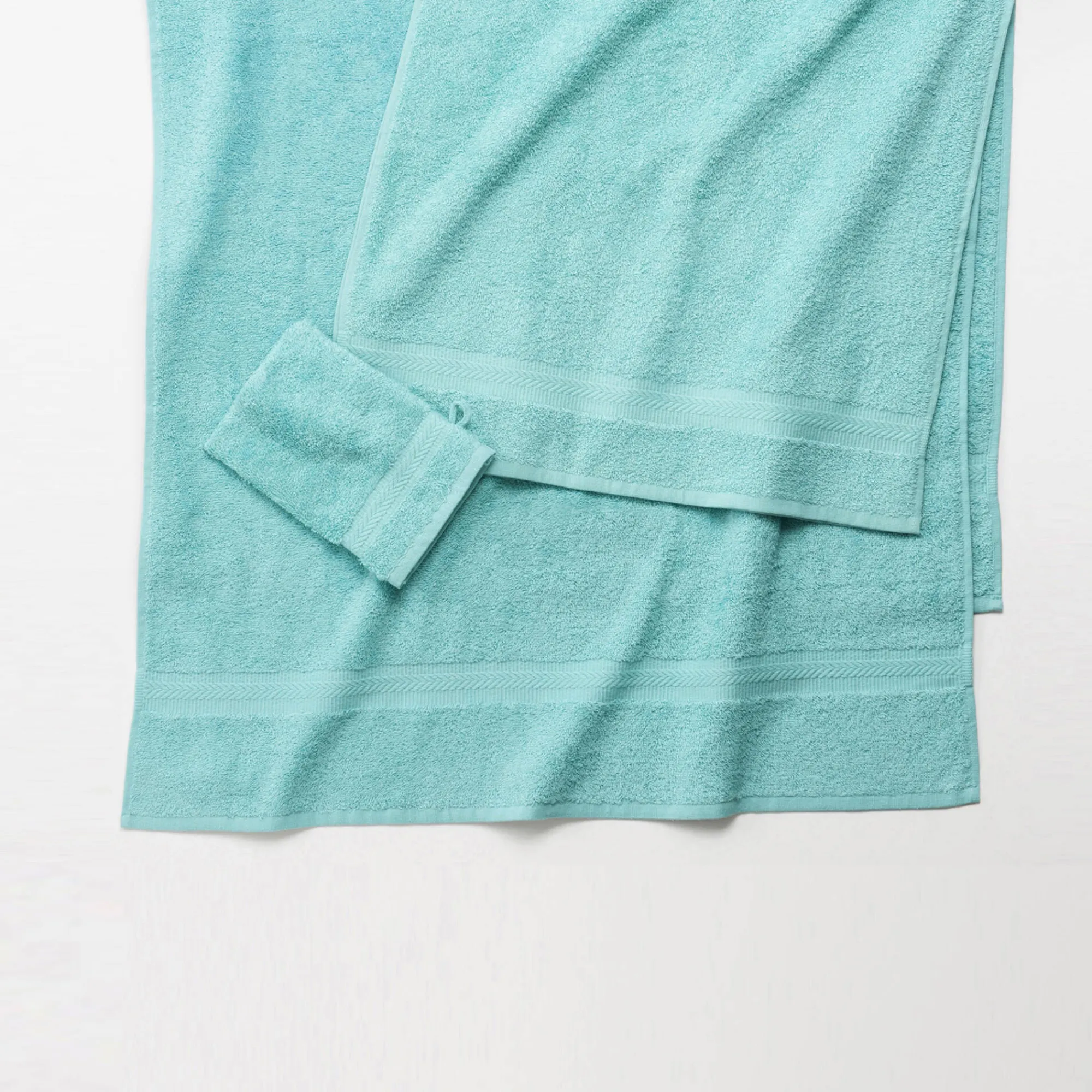 Badhanddoek<Colombine Collectie effen handdoeken 420 g/m2 met zacht comfort watergroen