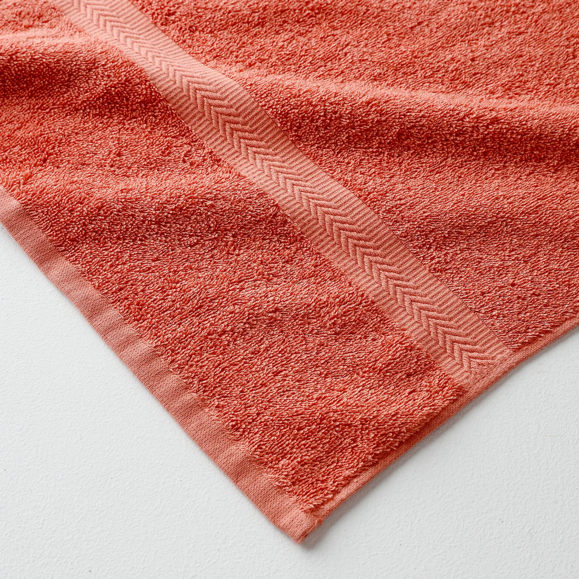 Badhanddoek<Colombine Collectie effen handdoeken 420 g/m2 met zacht comfort tomette