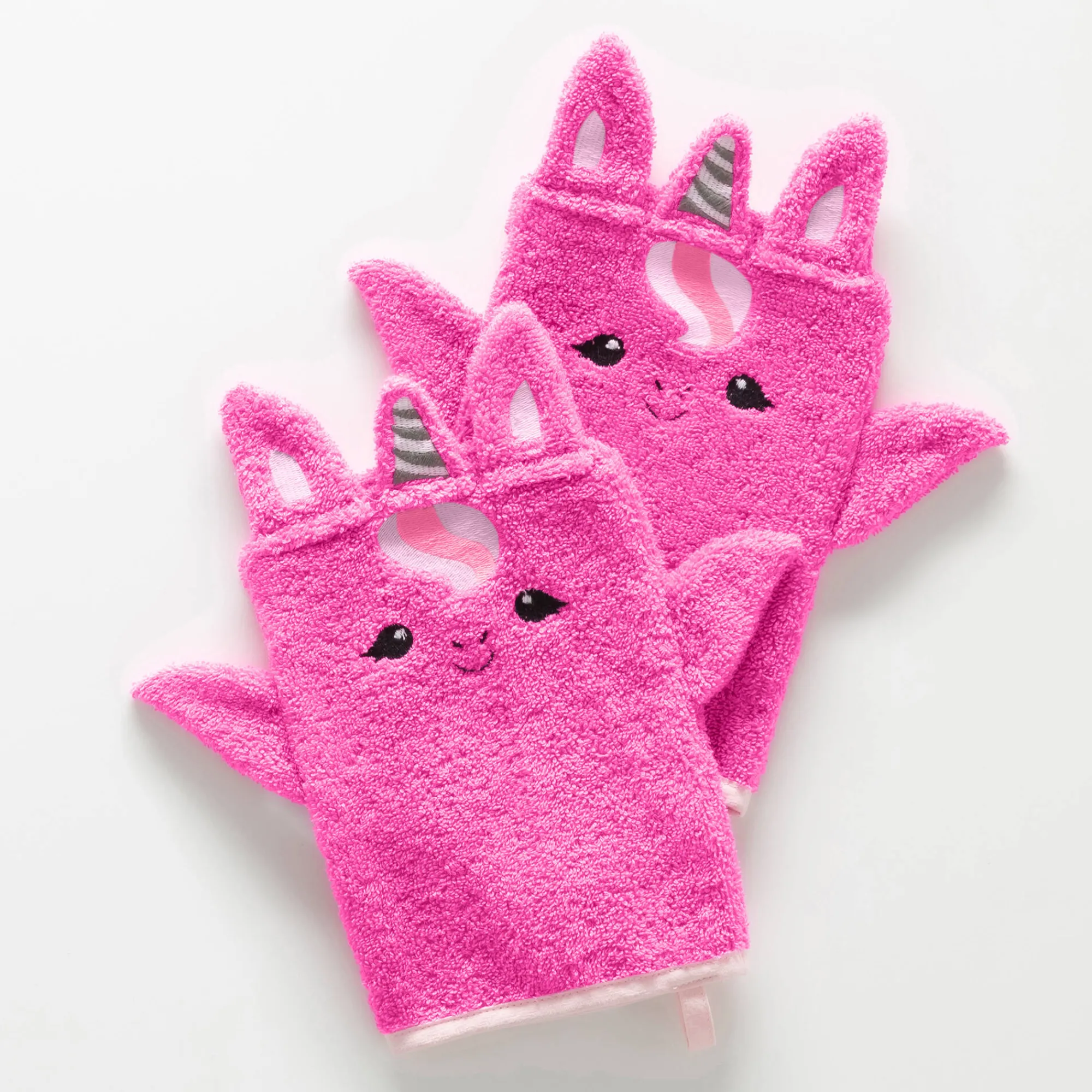 Badhanddoek|Handdoek En Badlaken Kids<Colombine des petits Collectie in badstof voor kinderen, met geborduurd eenhoornmotief, katoen - 380 g/m2 fuchsia