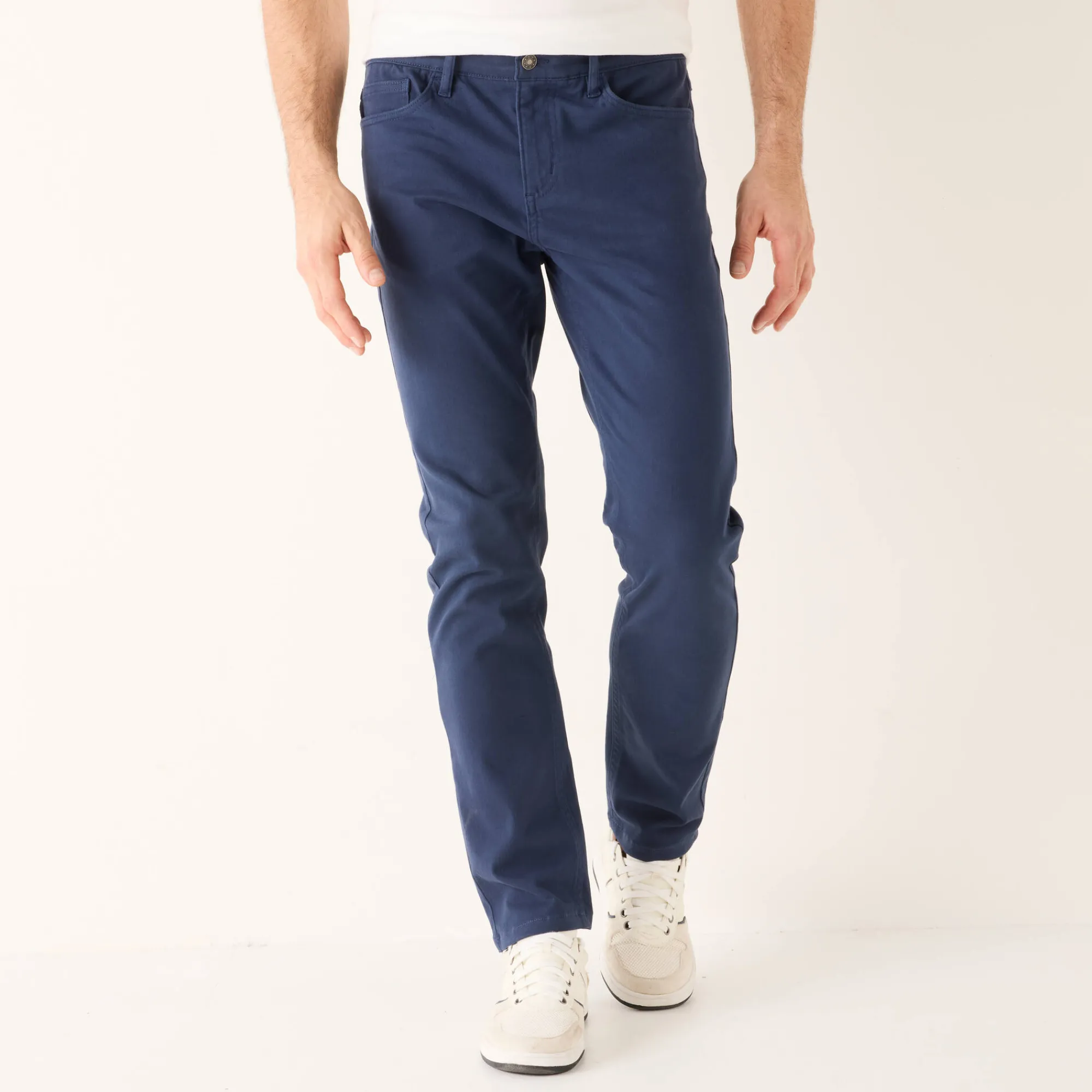 Broek<Blancheporte Comfortabele broek met 5 zakken en elastische tailleband, in gabardine - L32 marine