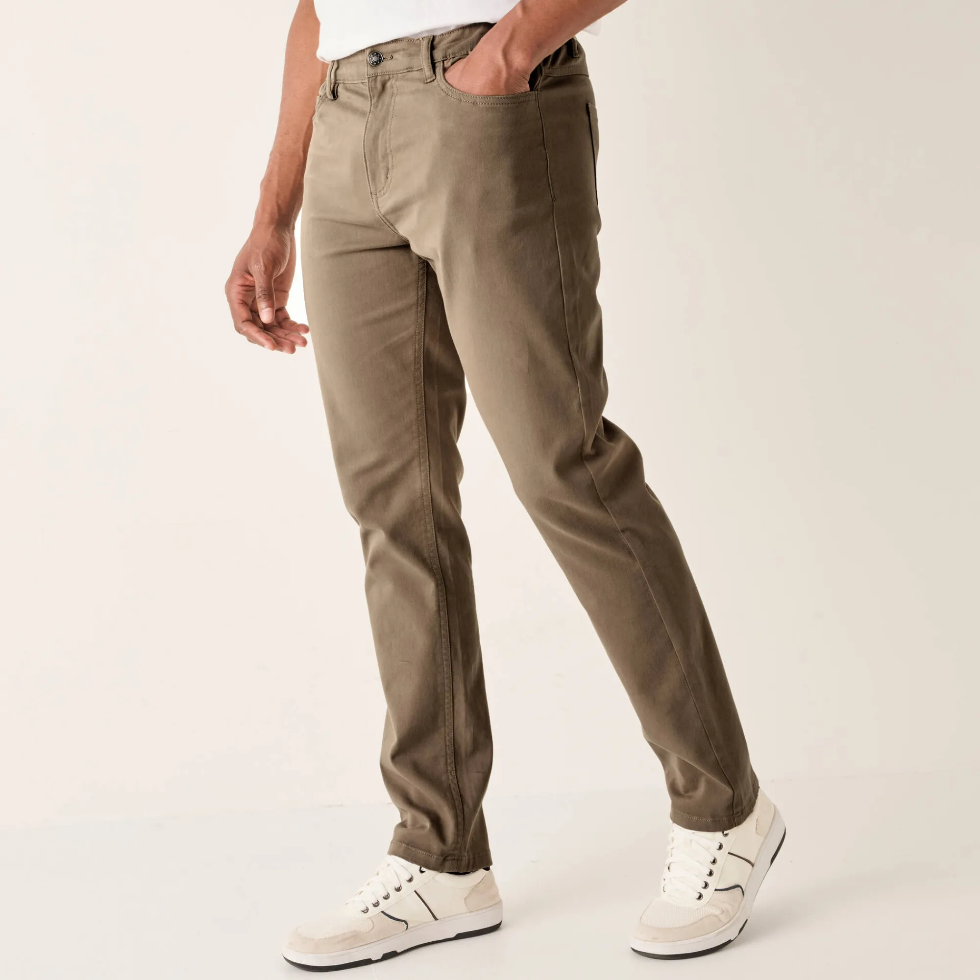 Broek<Blancheporte Comfortabele broek met 5 zakken en elastische tailleband, in gabardine - L32 donkerbeige
