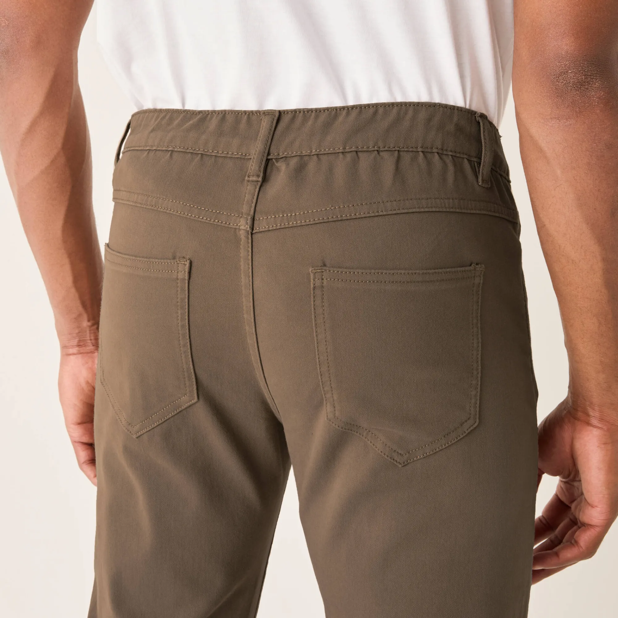 Broek<Blancheporte Comfortabele broek met 5 zakken en elastische tailleband, in gabardine - L30 donkerbeige
