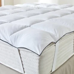 Topdekmatras<EDONA Comfortabele topdekmatras, made in France, 'Timeless' collectie, wit
