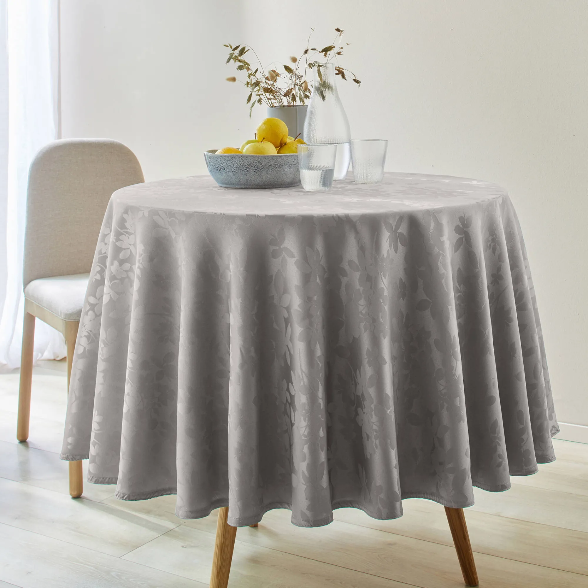 Feesttafel|Tafellaken En Tafelloper<Colombine Damast tafellaken met bladerenprint ® parelgrijs