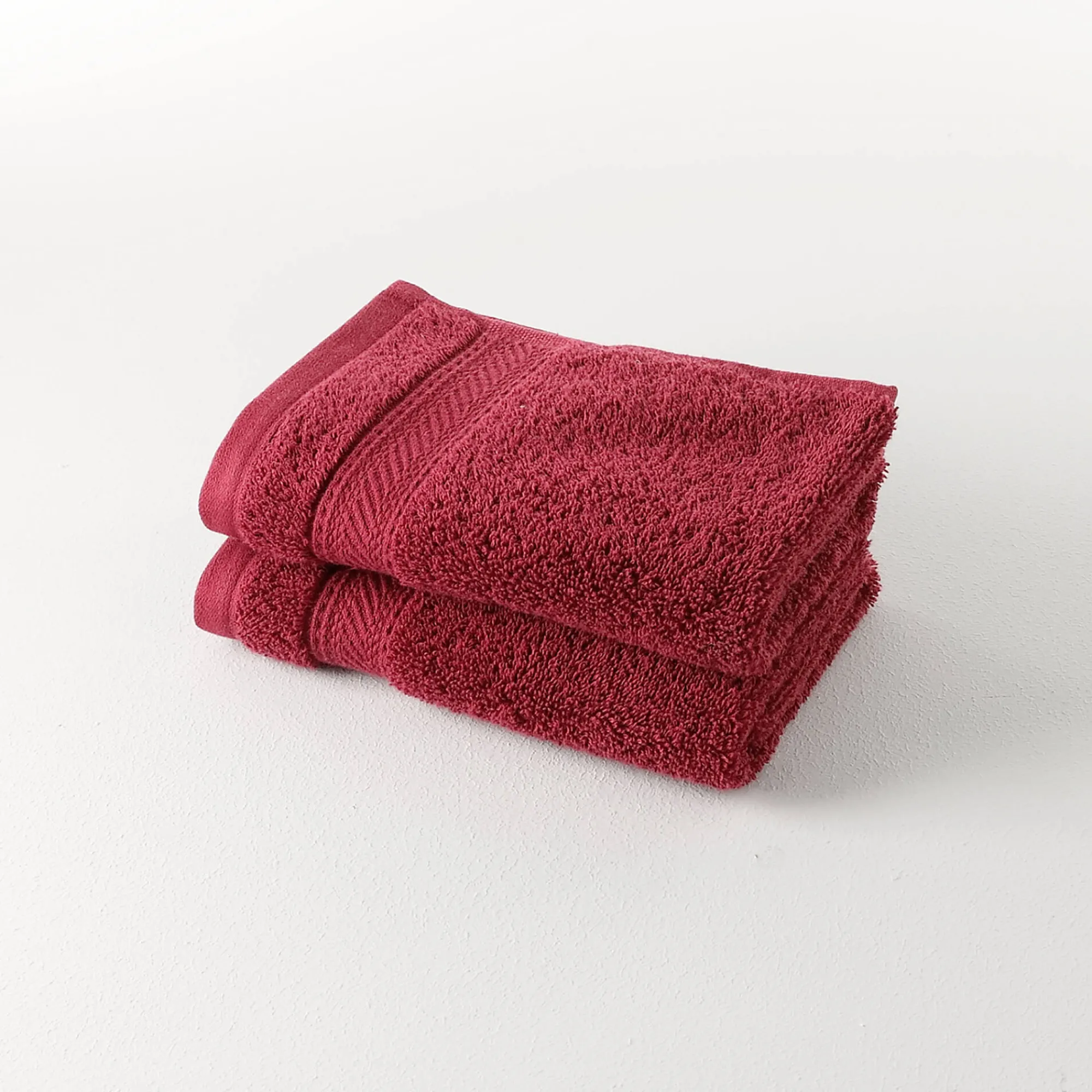 Badhanddoek<Colombine Effen badstof 540g/m2, luxe comfort wijnrood