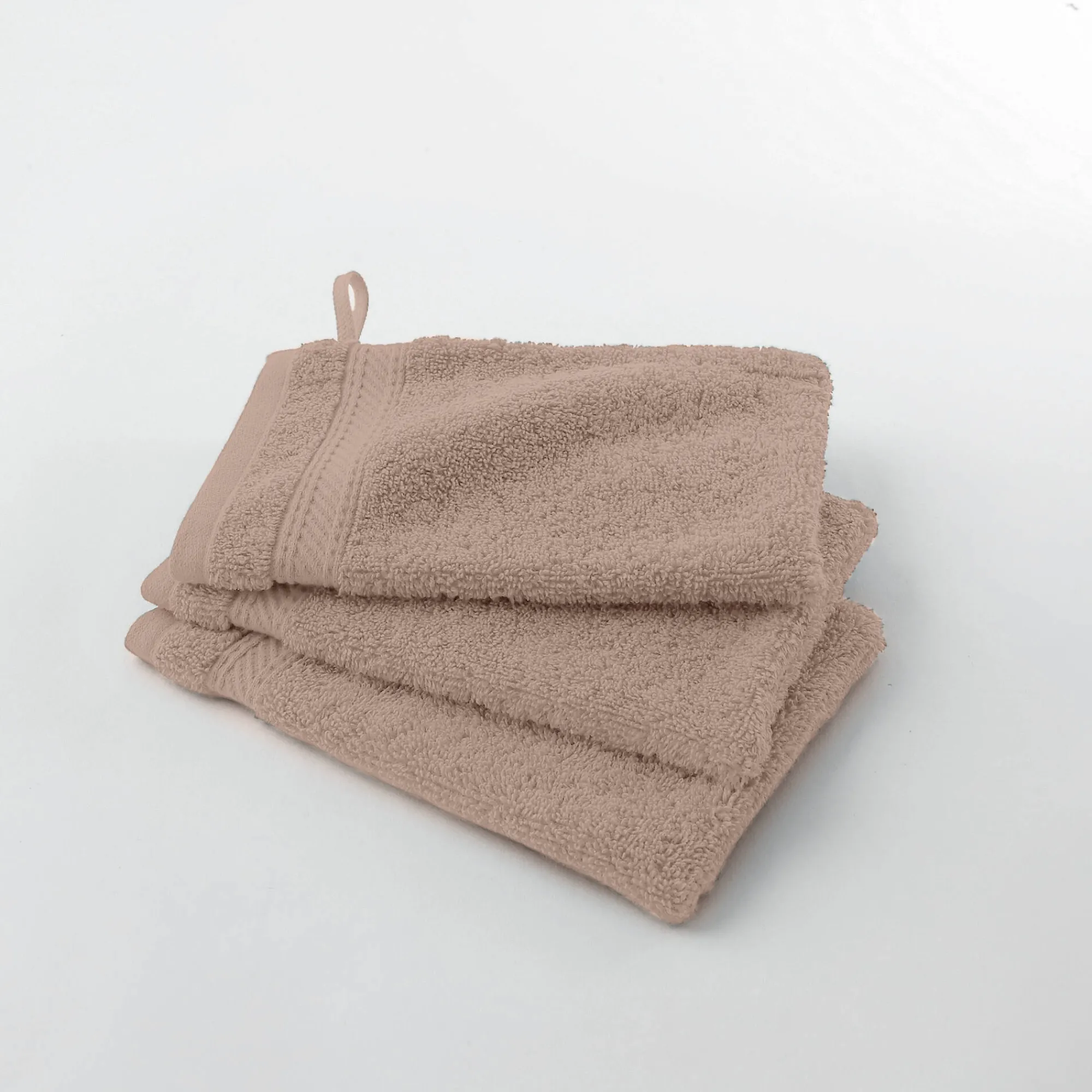 Badhanddoek<Colombine Effen badstof 540g/m2, luxe comfort taupe