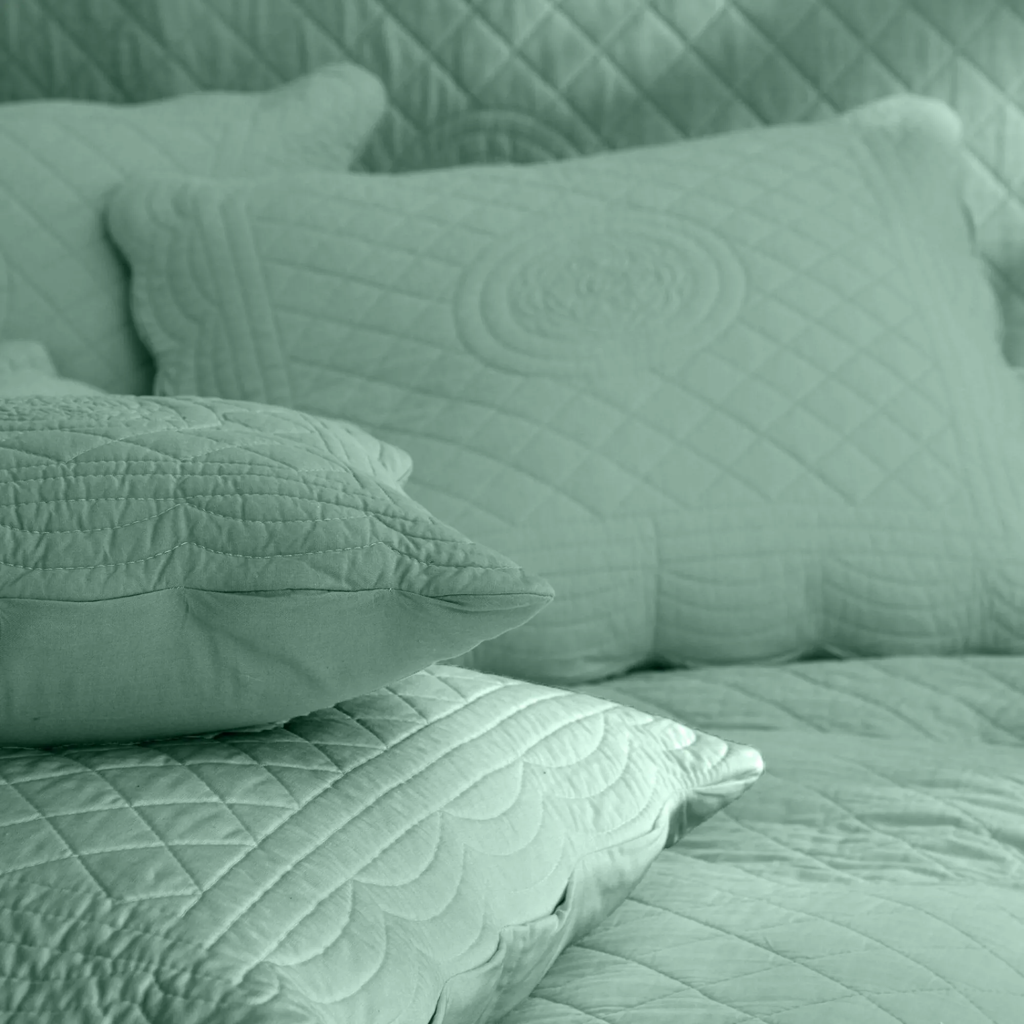 Deken En Bedsprei|Deken, Boutis En Bedsprei<Colombine Effen bedsprei in boutisstijl Cassandre groen