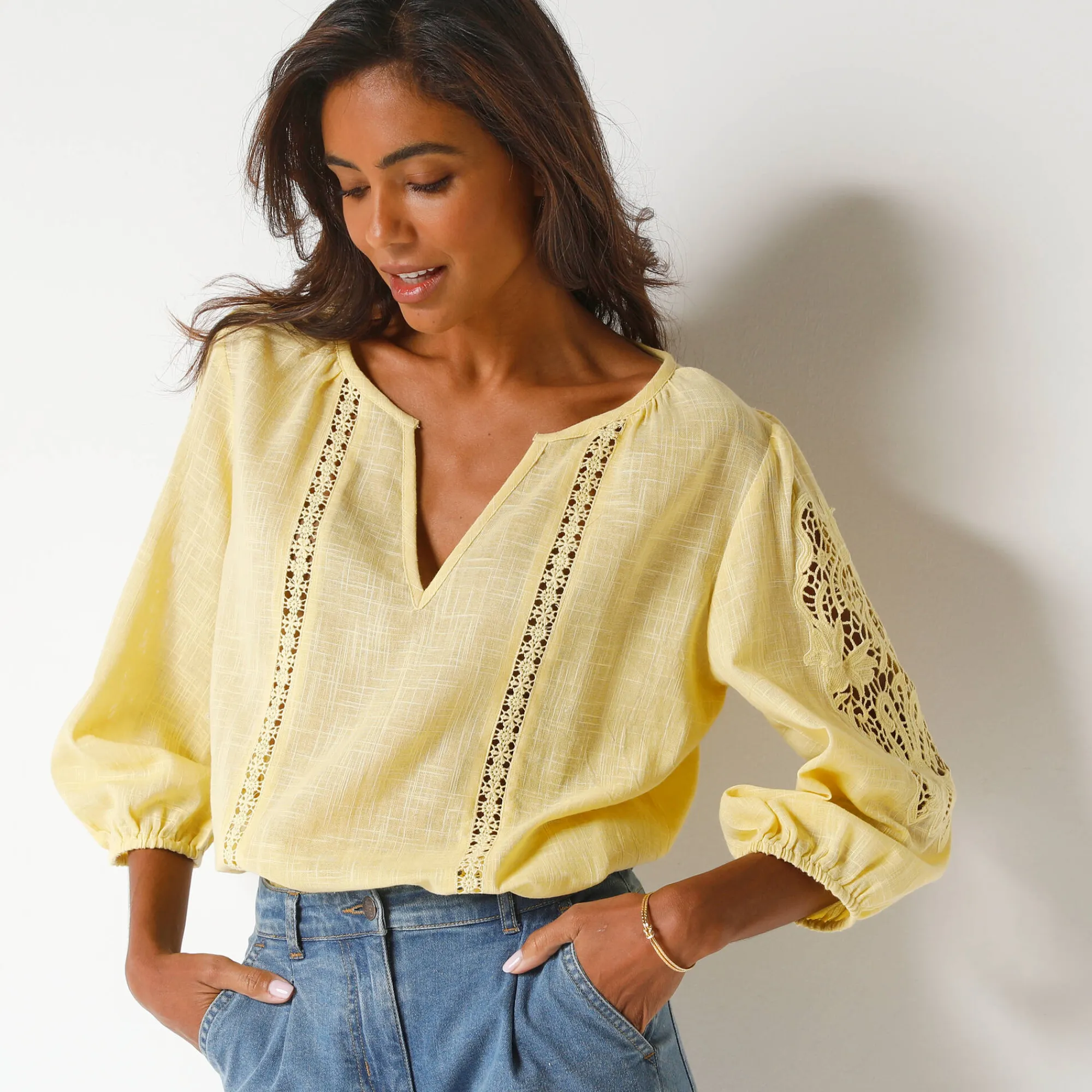 Bloes En Tuniek<Blancheporte Effen bloes met macramé, geborduurde mouwen geel