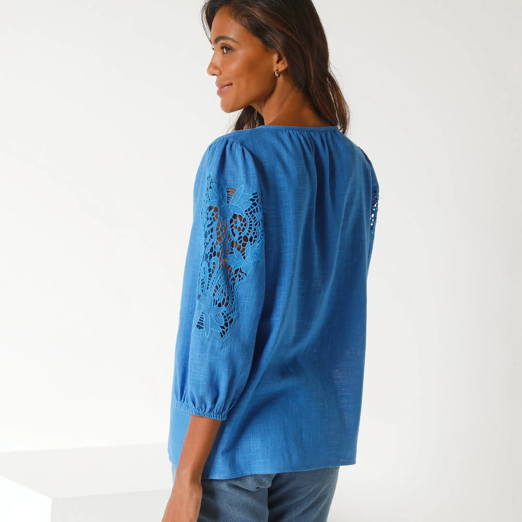 Bloes En Tuniek<Blancheporte Effen bloes met macramé, geborduurde mouwen blauw