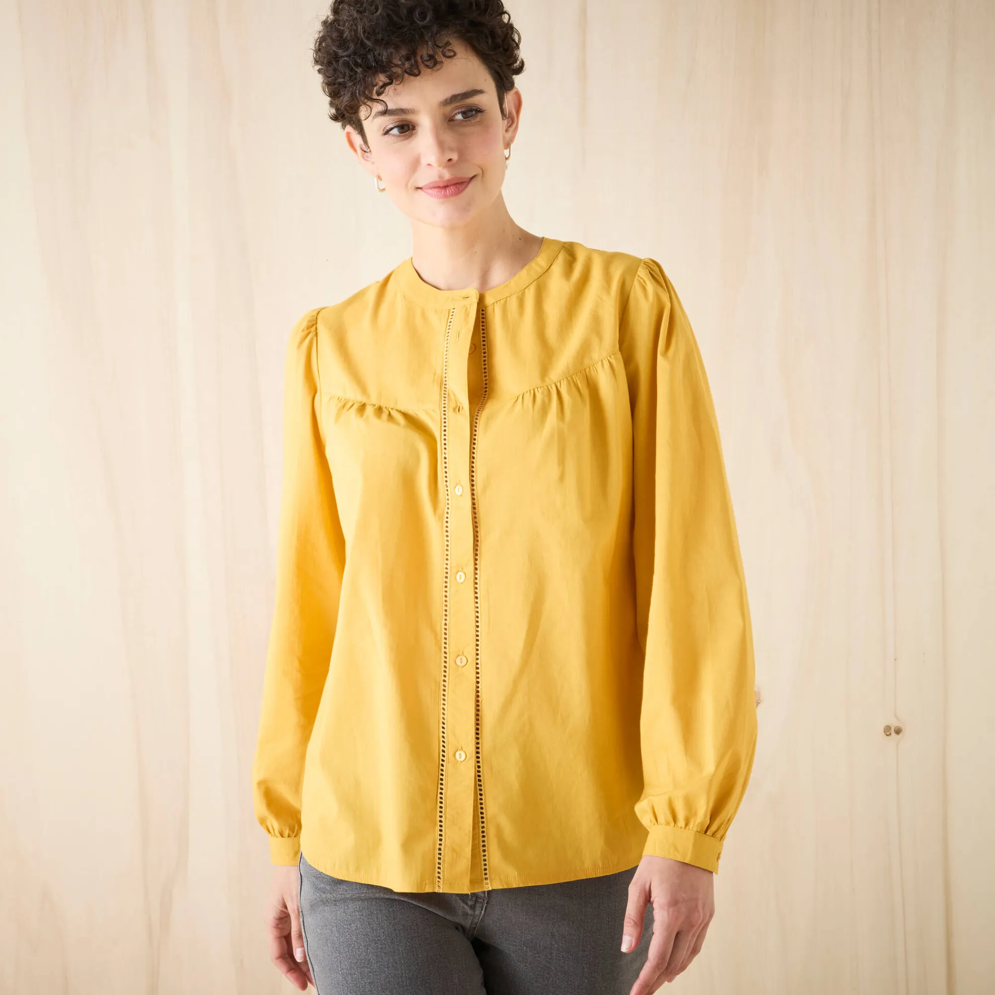 Bloes En Tuniek<Blancheporte Effen bloes met ronde hals, details in ladderajour honing