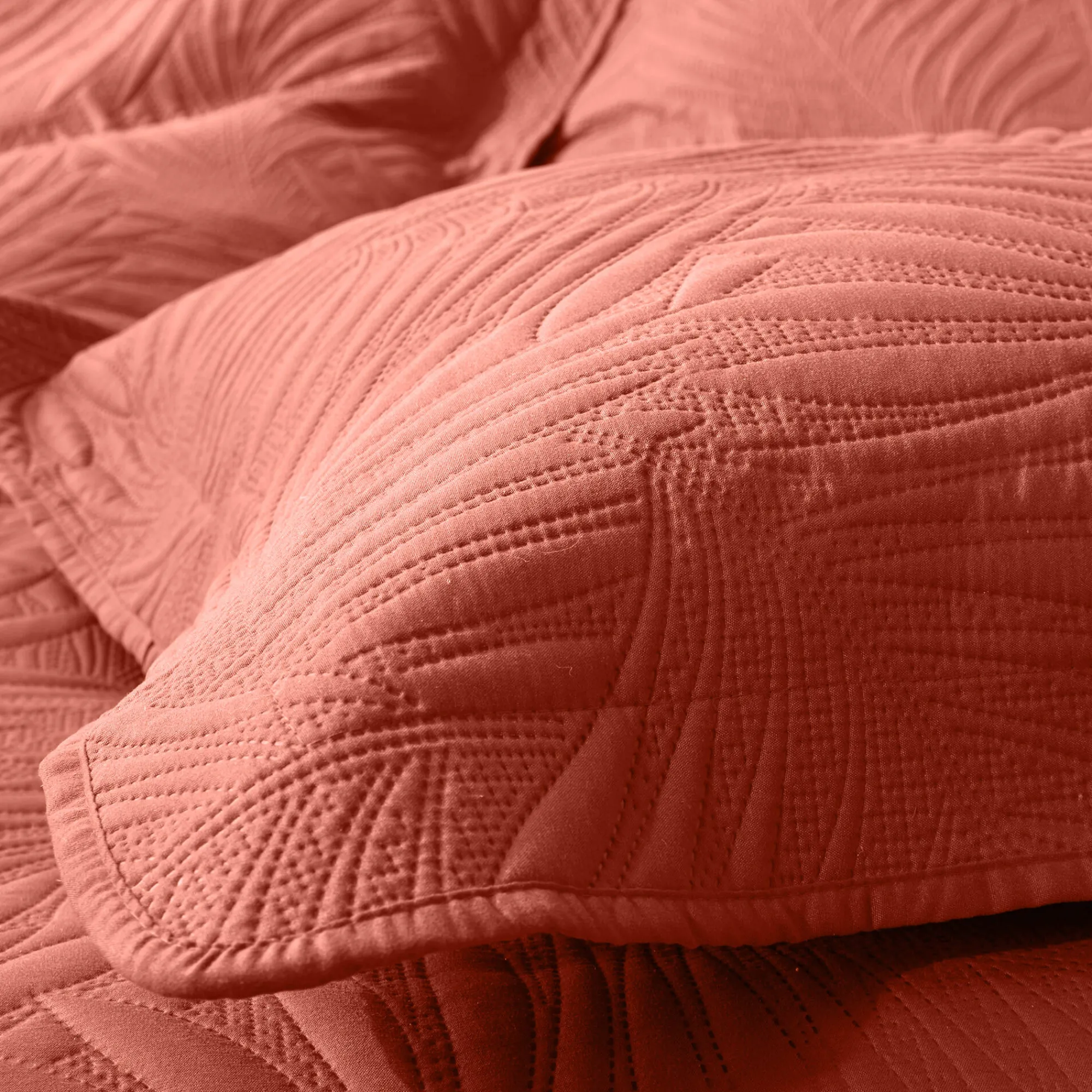 Deken En Bedsprei|Deken, Boutis En Bedsprei<Blancheporte Effen, gematelasseerd deken met 'bladeren' print in reliëf terracotta