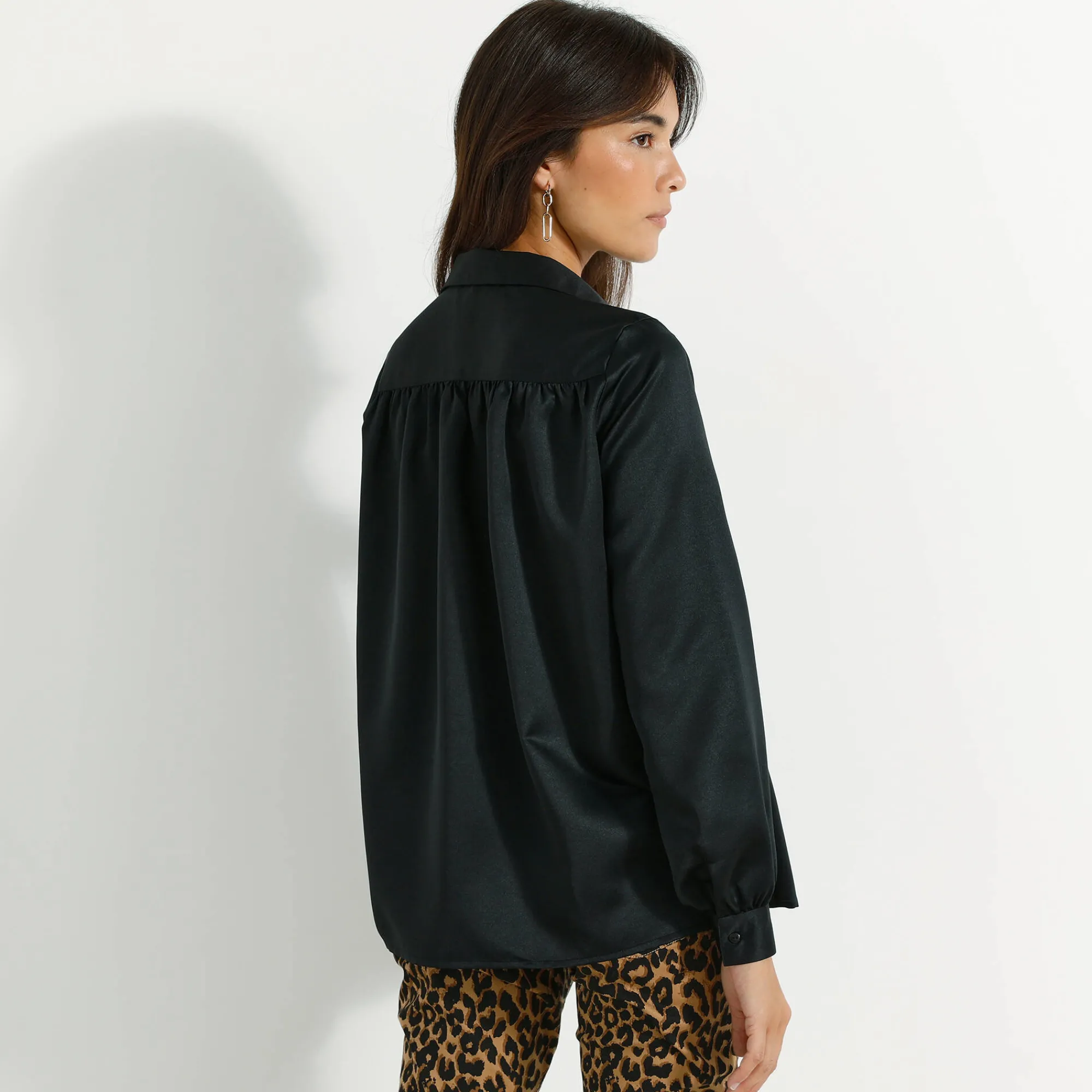 Feestoutfits Dames|Bloes En Tuniek<Blancheporte Effen hemd met ruim volume, satijn zwart