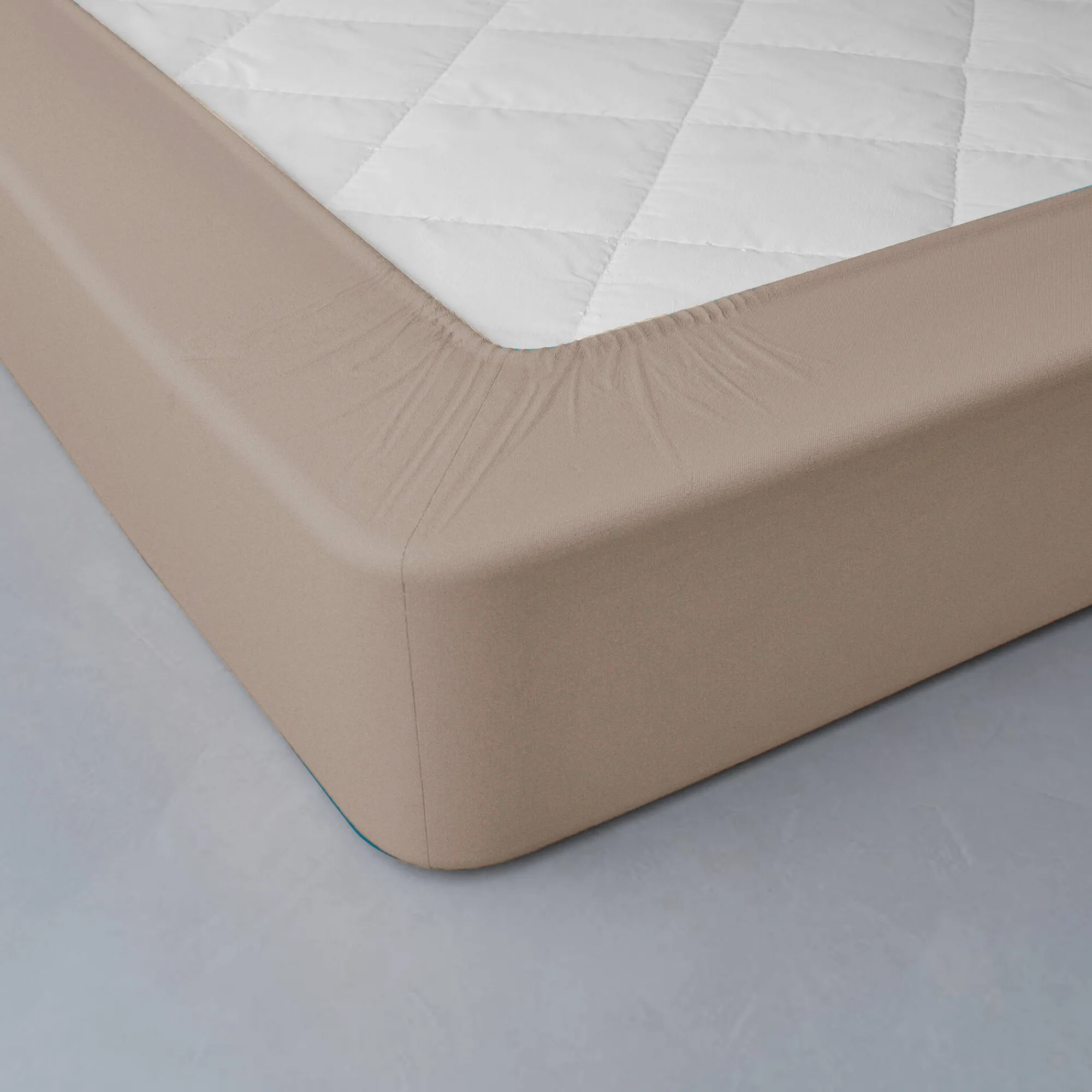 Hoeslaken<Colombine Effen hoeslaken in jersey, hoekdiepte 40 cm grijsbeige
