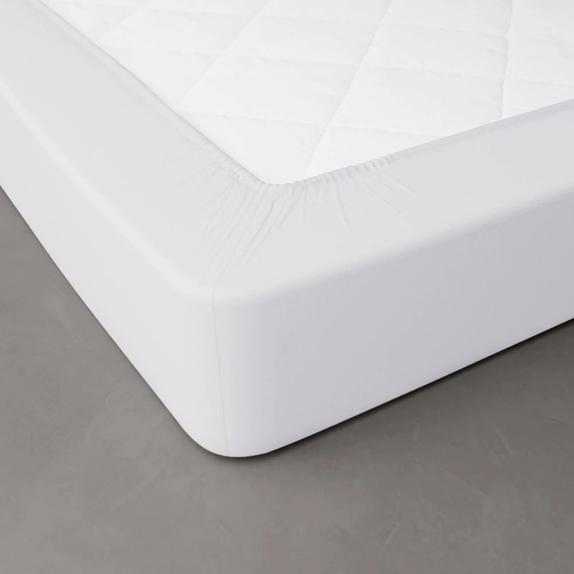 Hoeslaken<Blancheporte Effen hoeslaken in katoenbatist, hoeken van 40 cm wit