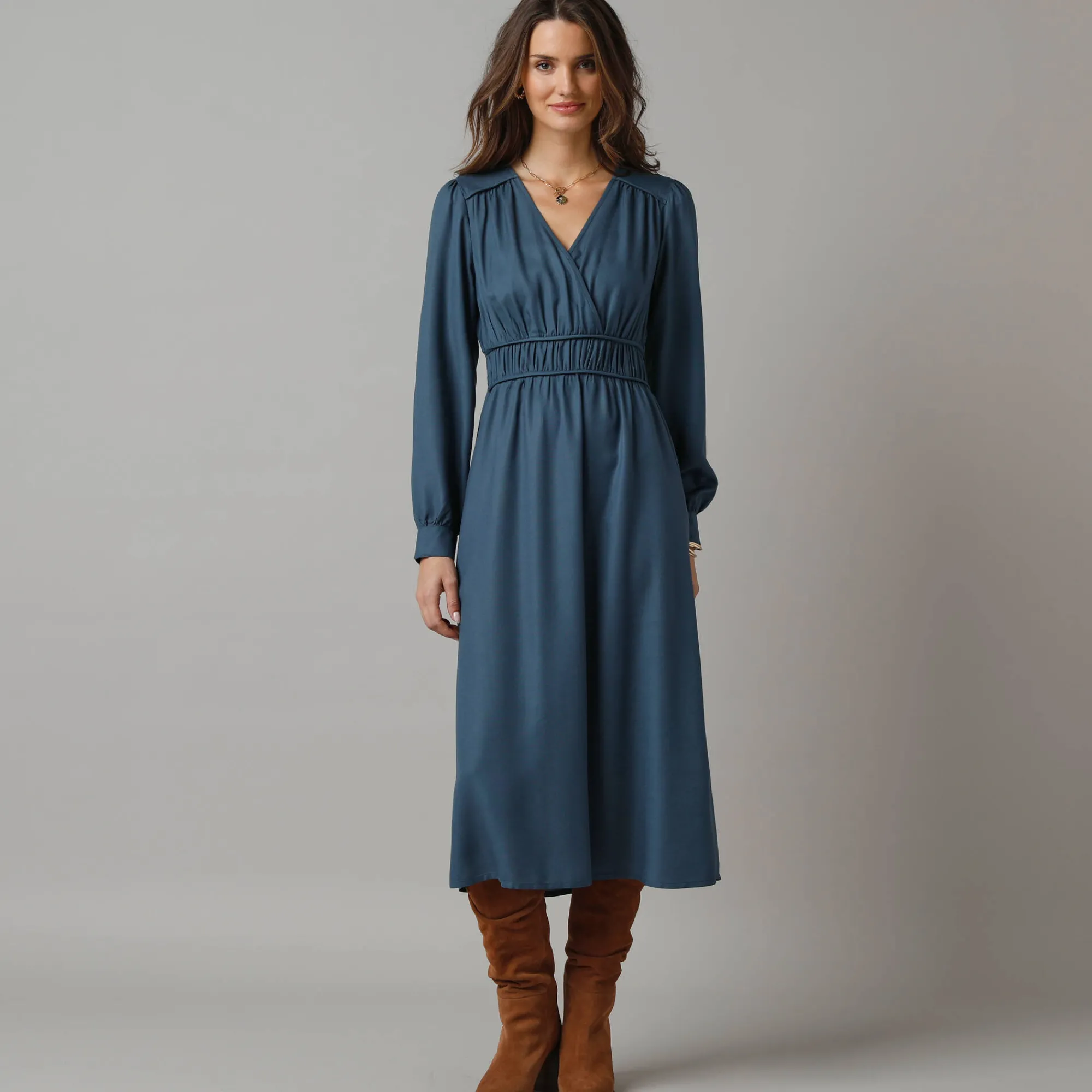 Jurk<Lora Zellini Effen jurk met lange mouwen, strookdetails blauwgrijs