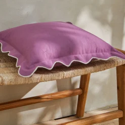 Kussen<Blancheporte Effen kussen in katoen, afgewerkt met feston mauve