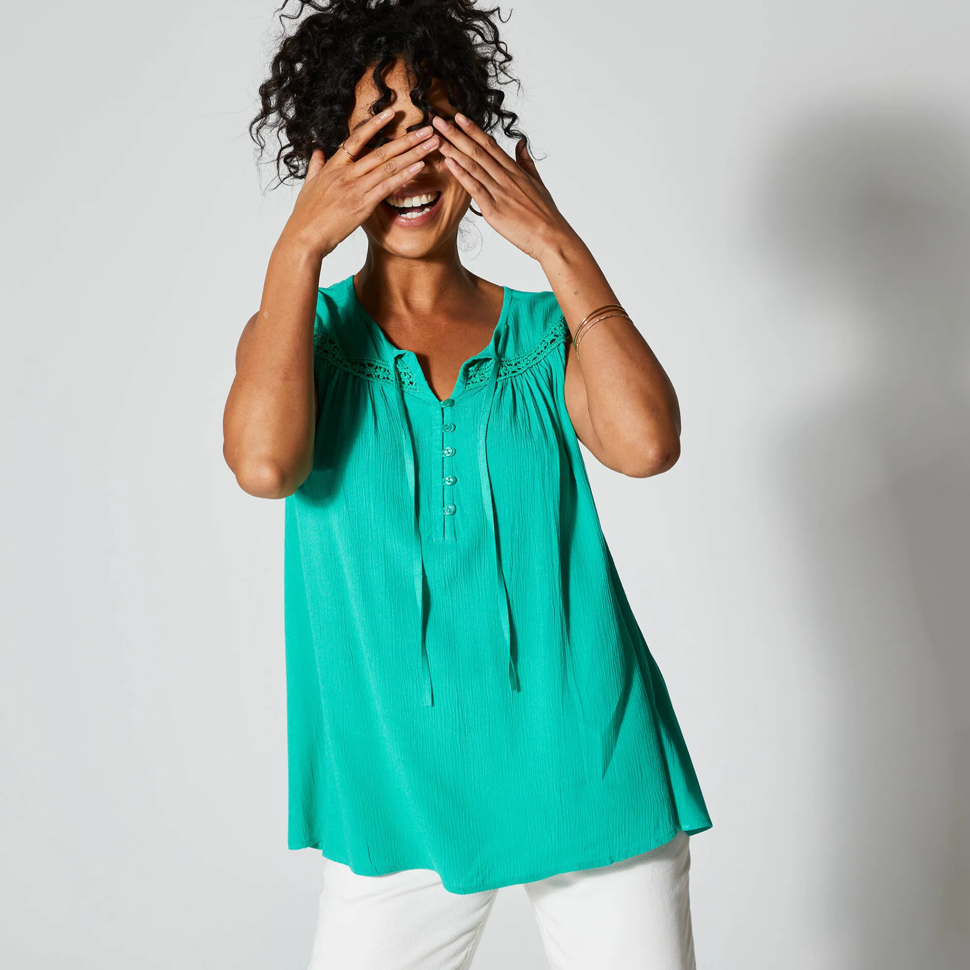 Bloes En Tuniek<Blancheporte Effen, mouwloze tuniek, crepon en macramé groen
