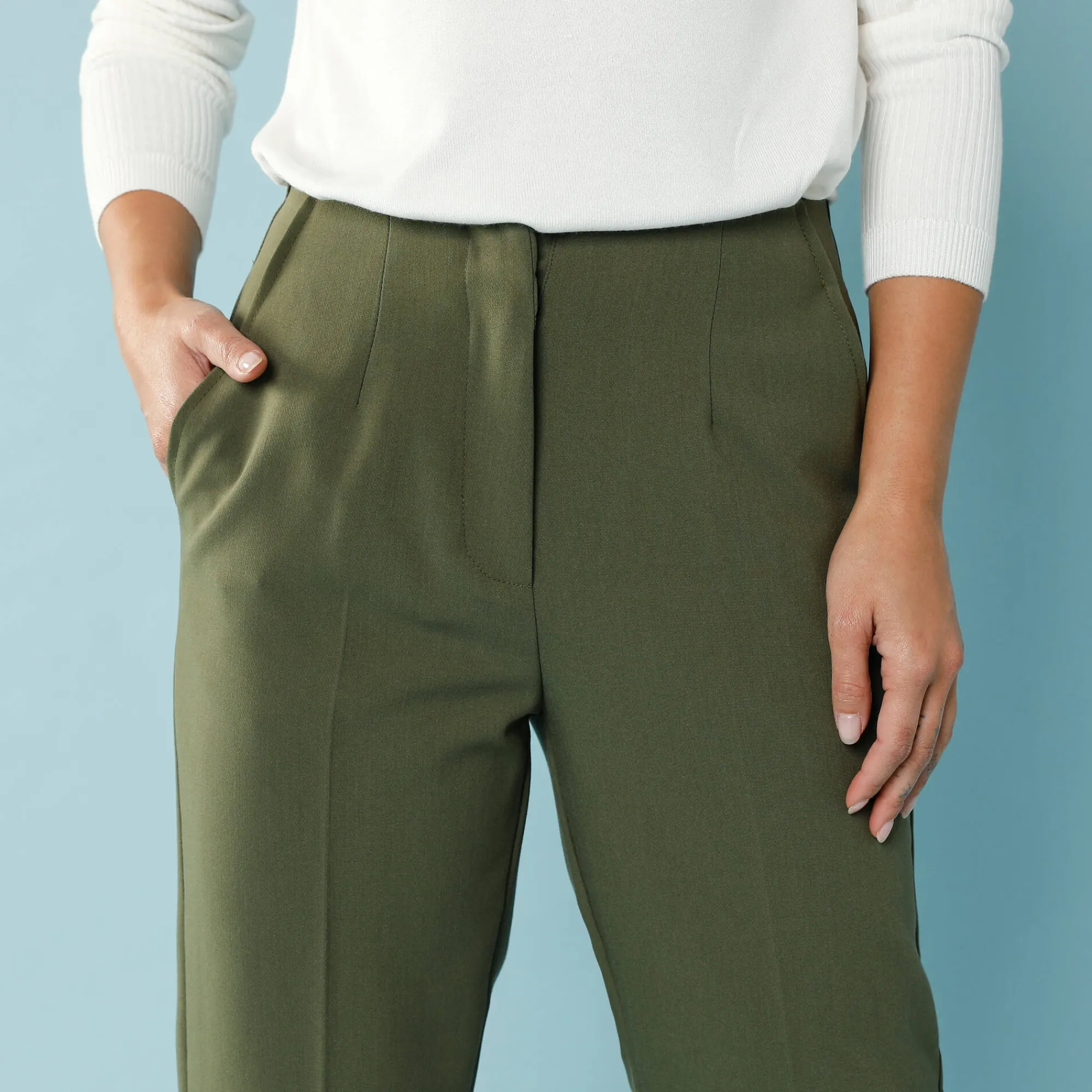 Broek<Blancheporte Effen slimbroek, kleine lengtes kaki