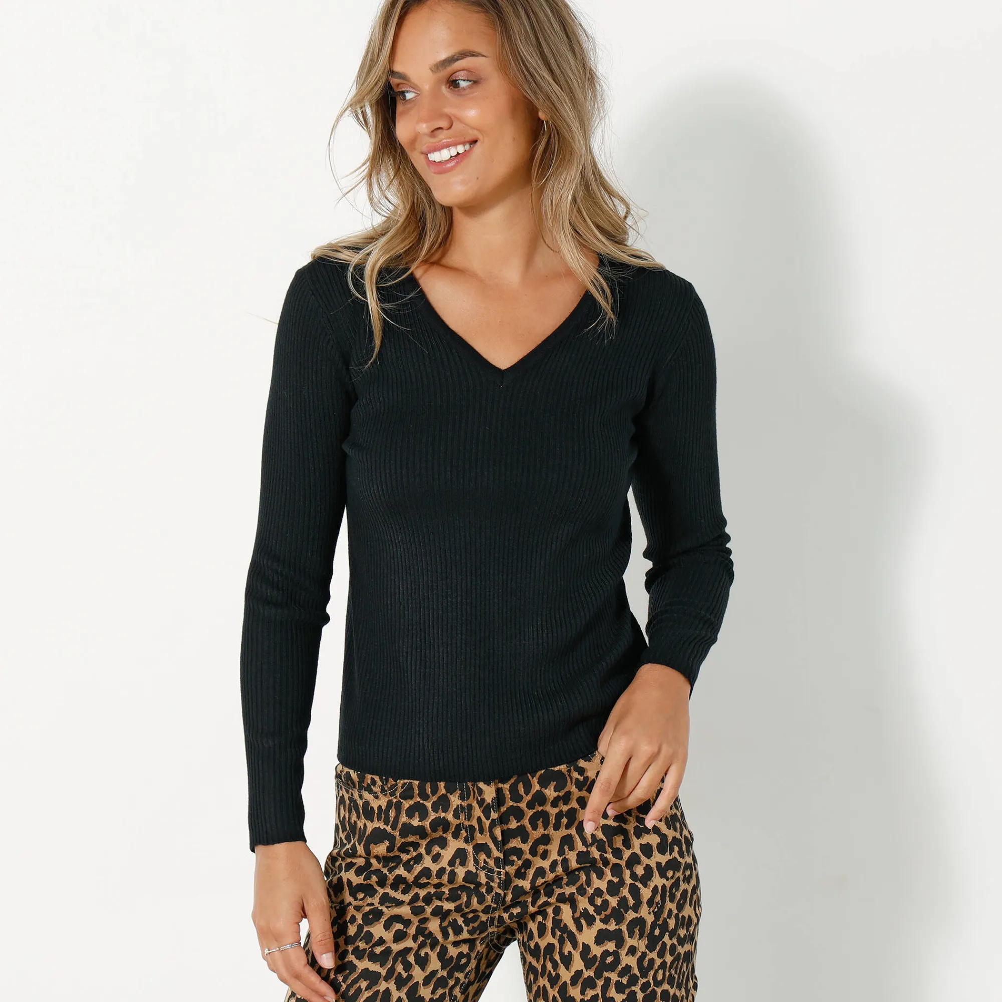 Trui En Vest<Blancheporte Effen trui in ribbeltricot met V-hals zwart
