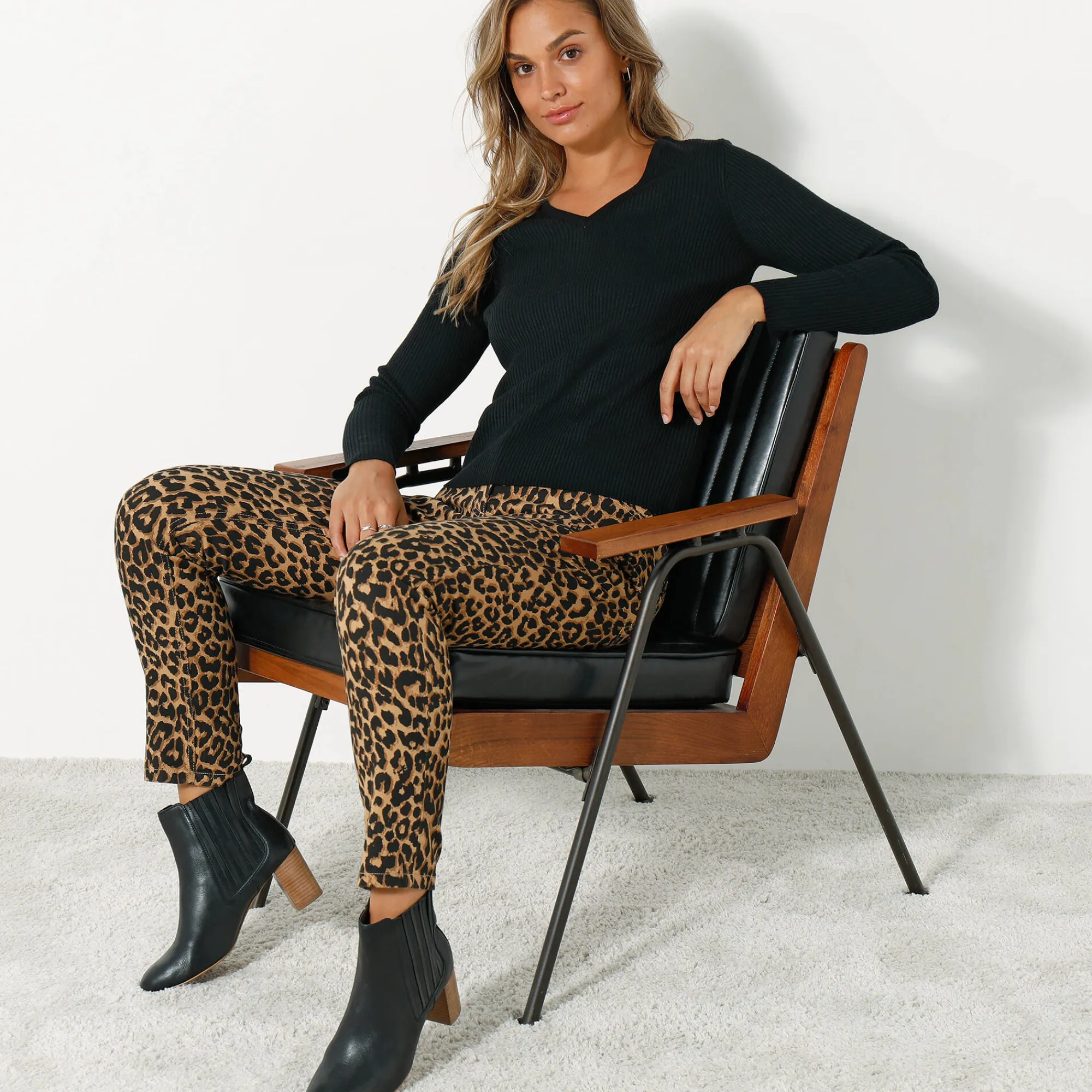 Trui En Vest<Blancheporte Effen trui in ribbeltricot met V-hals zwart