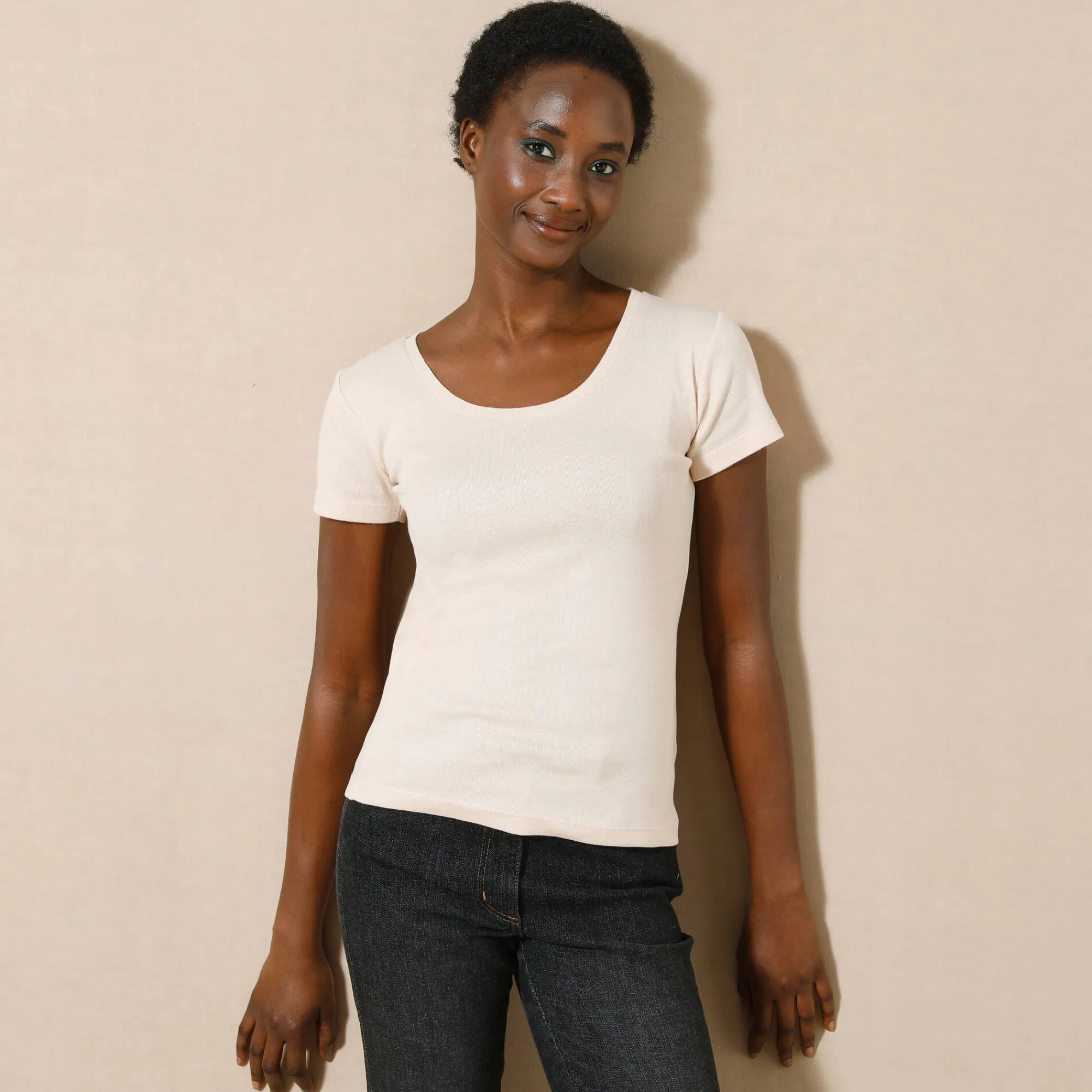 T-Shirt En Topje<Blancheporte Effen T-shirt met korte mouwen en ronde hals in biokatoen(**) beige
