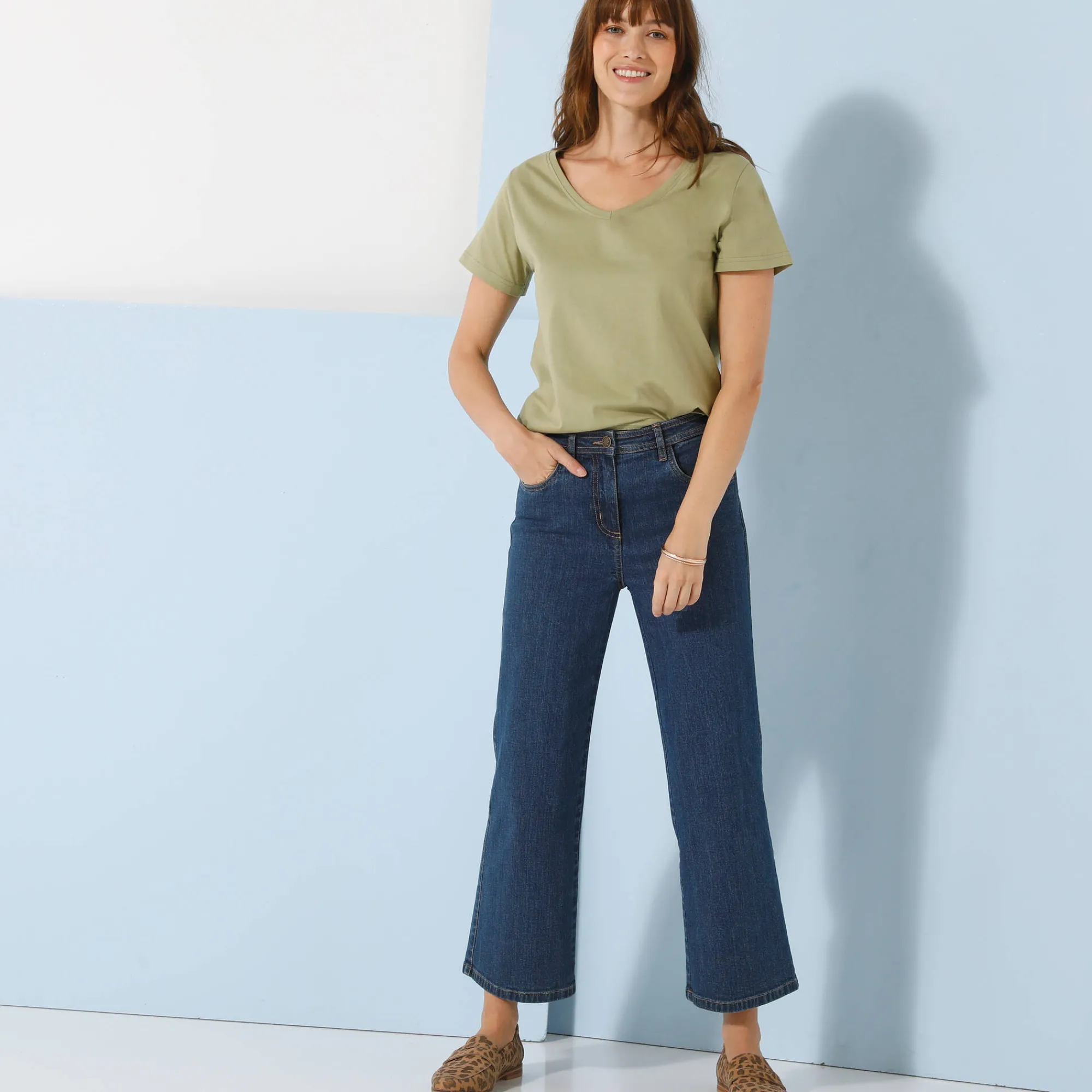 T-Shirt En Topje<Blancheporte Effen T-shirt met V-hals en korte mouwen, katoen lichtkaki