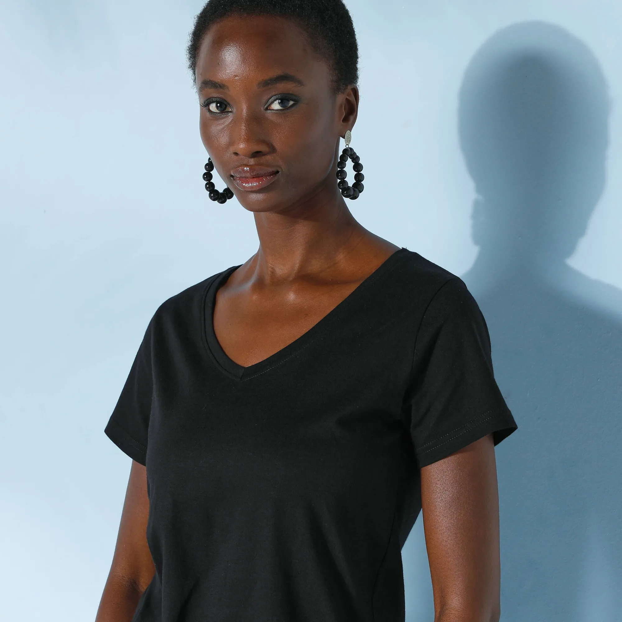 T-Shirt En Topje<Blancheporte Effen T-shirt met V-hals en korte mouwen, katoen zwart