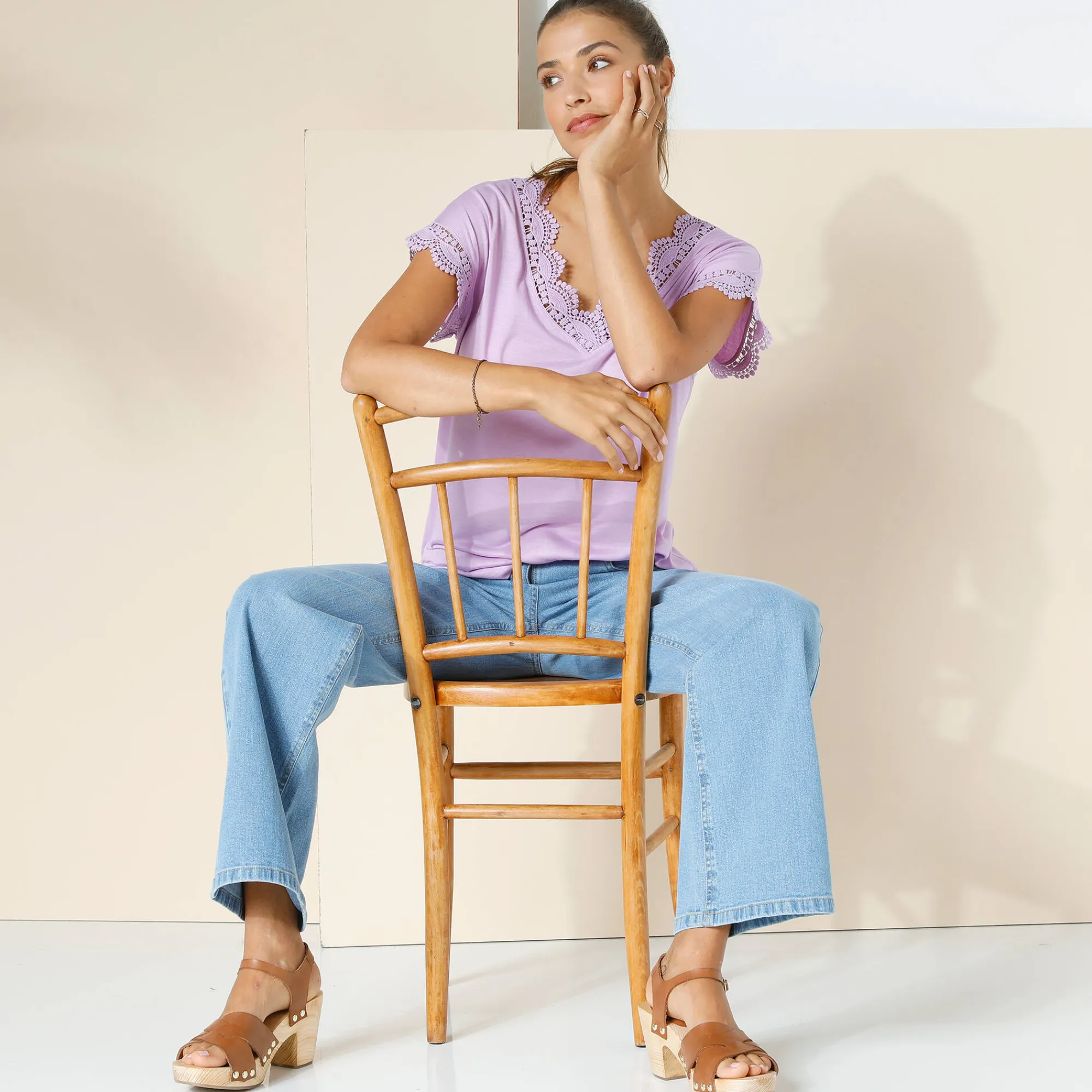 T-Shirt En Topje<Blancheporte Effen T-shirt met V-hals en macramé parma