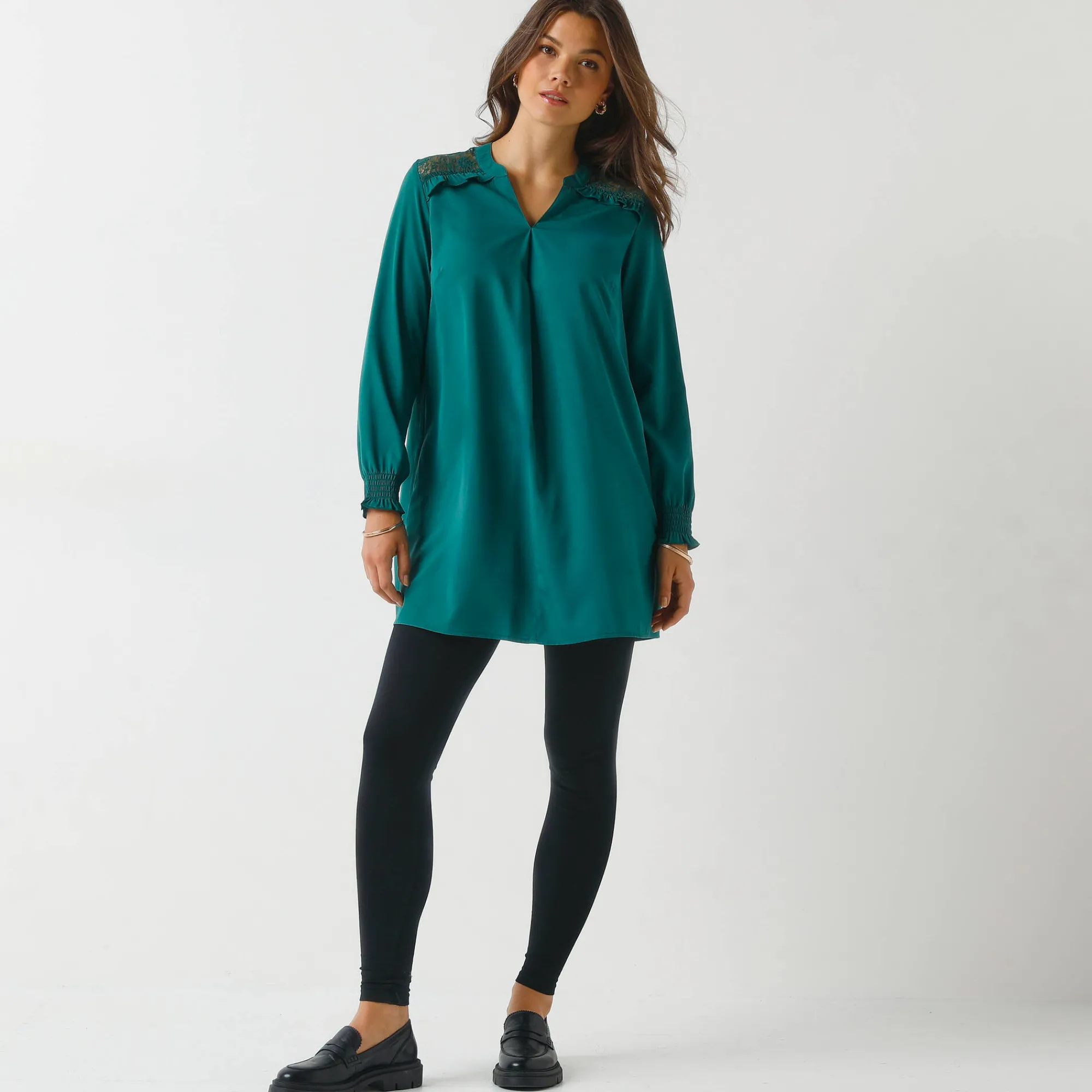 Bloes En Tuniek<Blancheporte Effen tuniek met kant en lange mouwen dennengroen