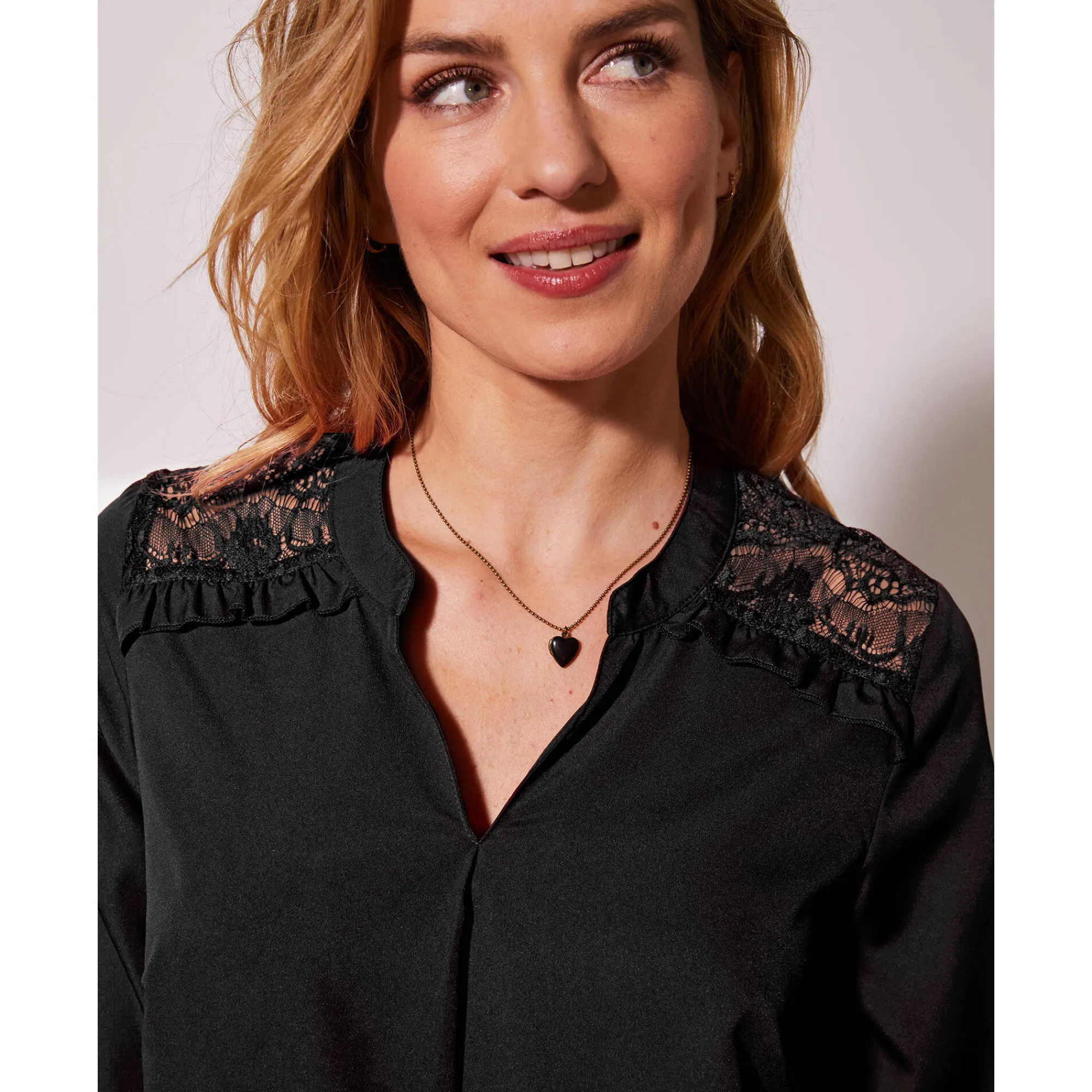 Feestoutfits Dames|Bloes En Tuniek<Blancheporte Effen tuniek met kant en lange mouwen zwart