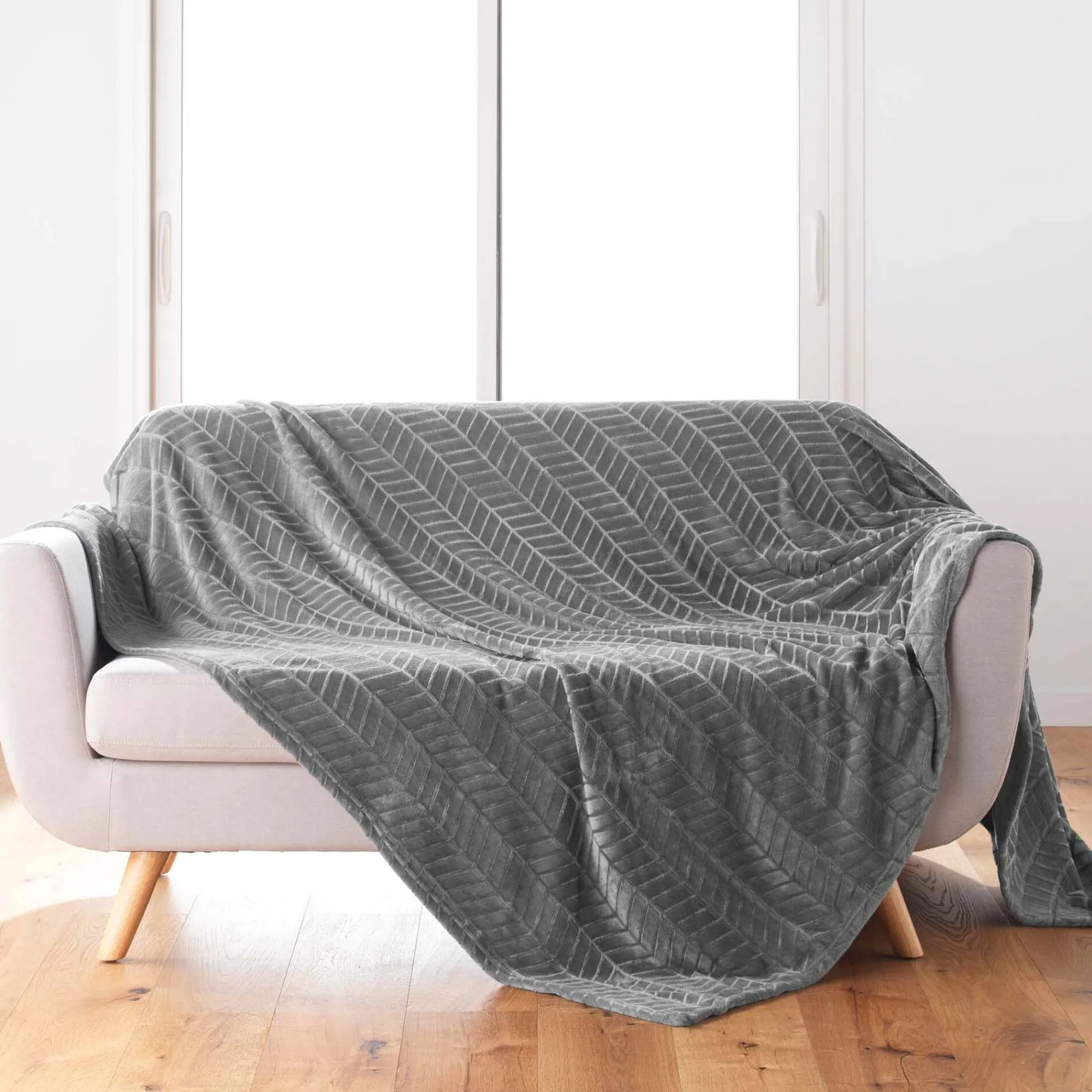 Plaid<Blancheporte Fleeceplaid met reliëf en pluche gevoel antraciet
