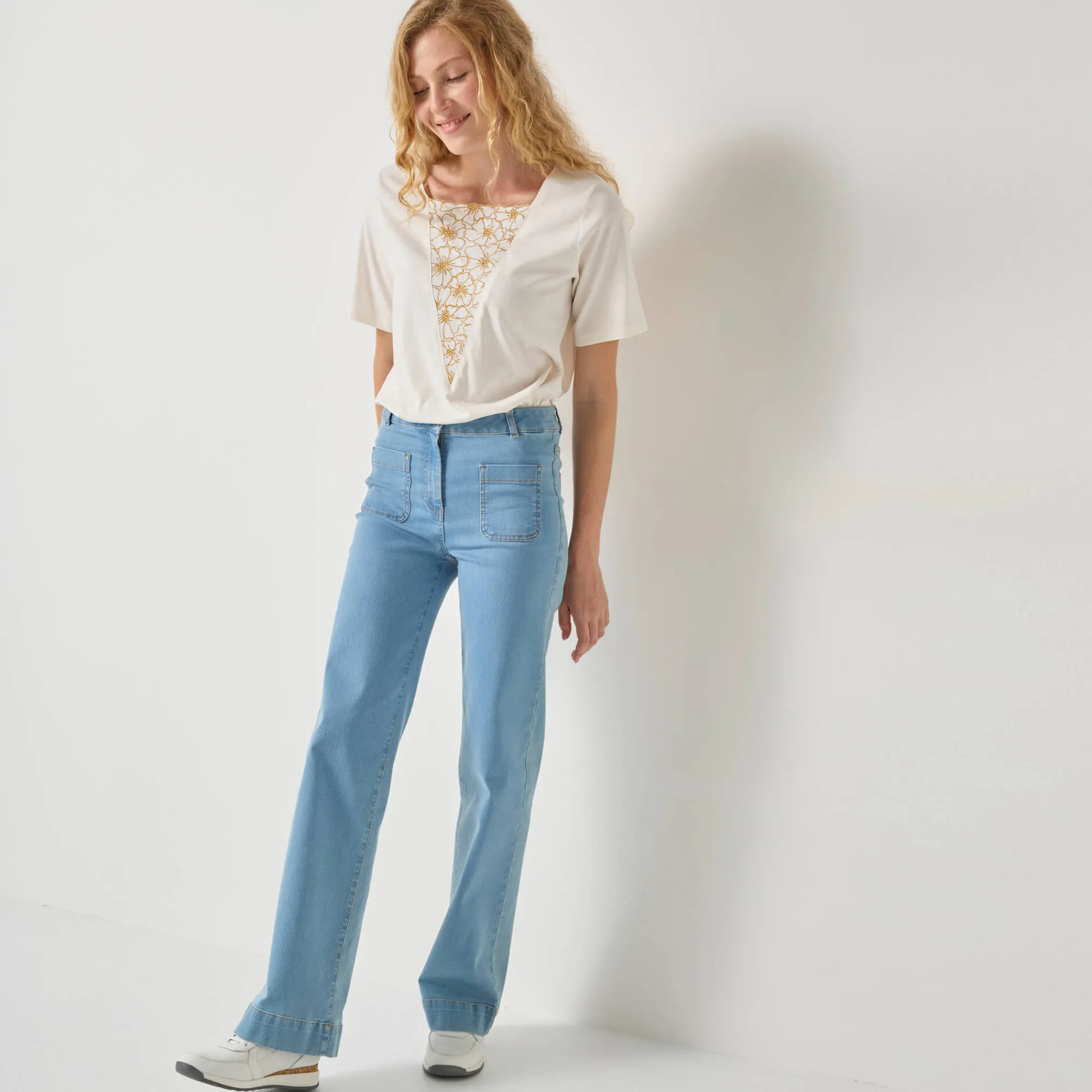T-Shirt En Topje<Blancheporte Geborduurd boxy T-shirt, korte wijde mouwen ecru
