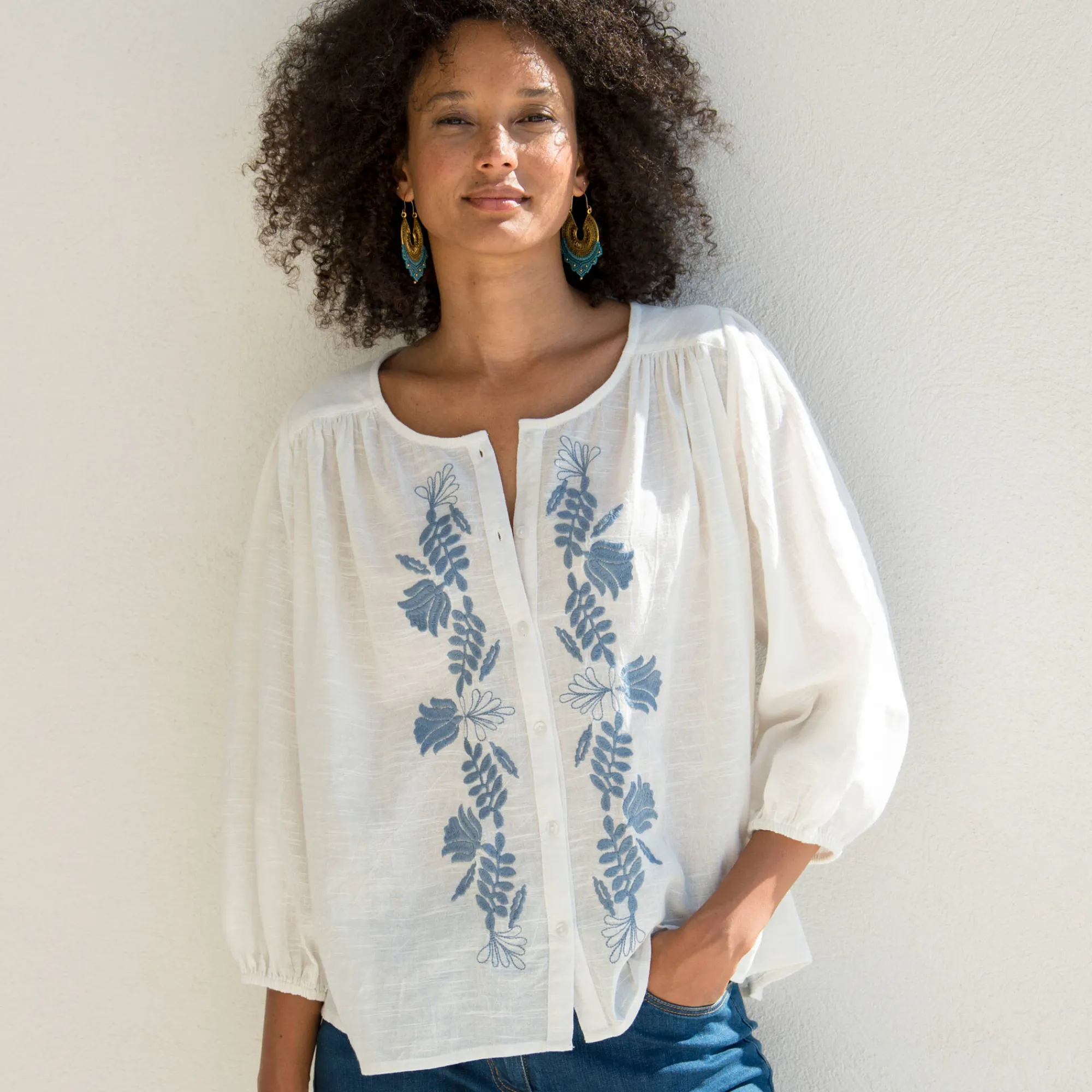 Bloes En Tuniek<Blancheporte Geborduurde bloes, 3/4-mouwen ecru / blauw