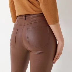 Broek<Blancheporte Gecoate rechte broek chocolade