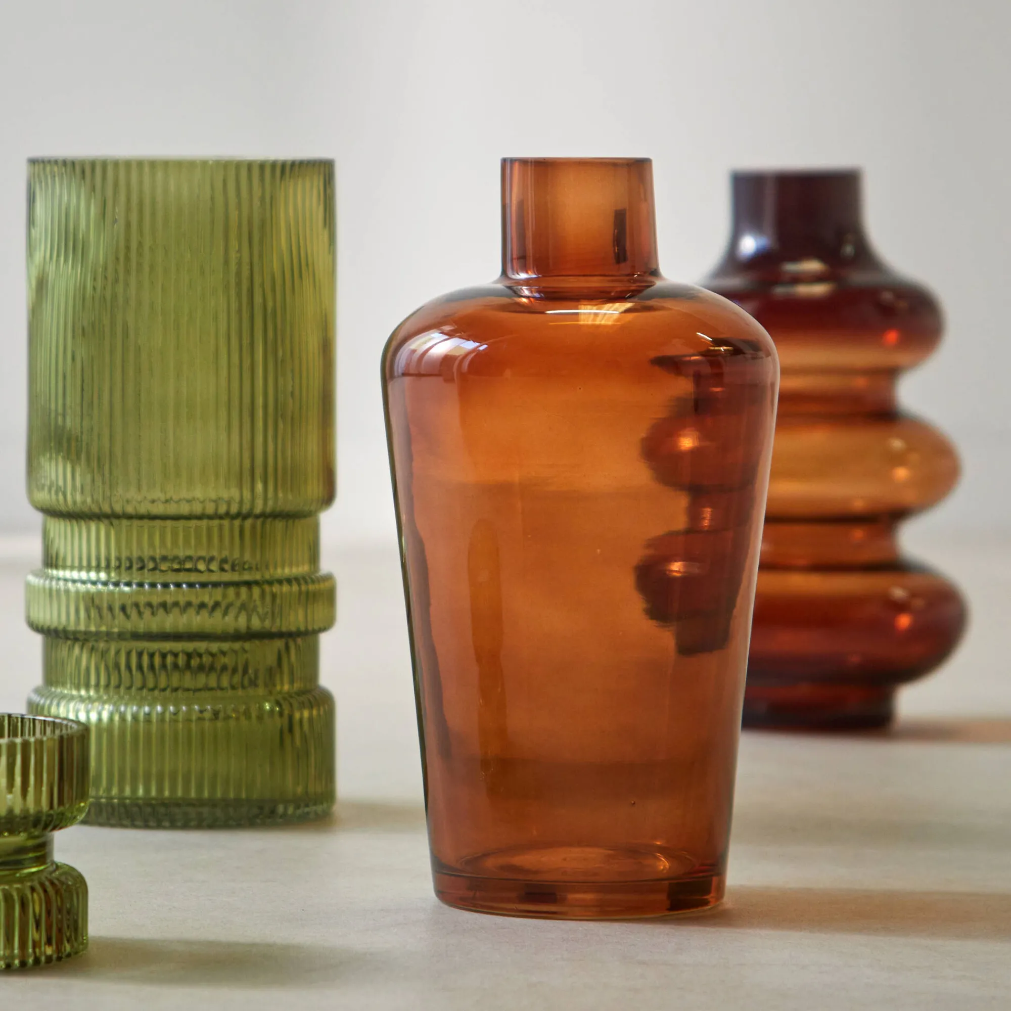 Decoratieartikel<Blancheporte Gegolfde vaas in kleurig glas amber
