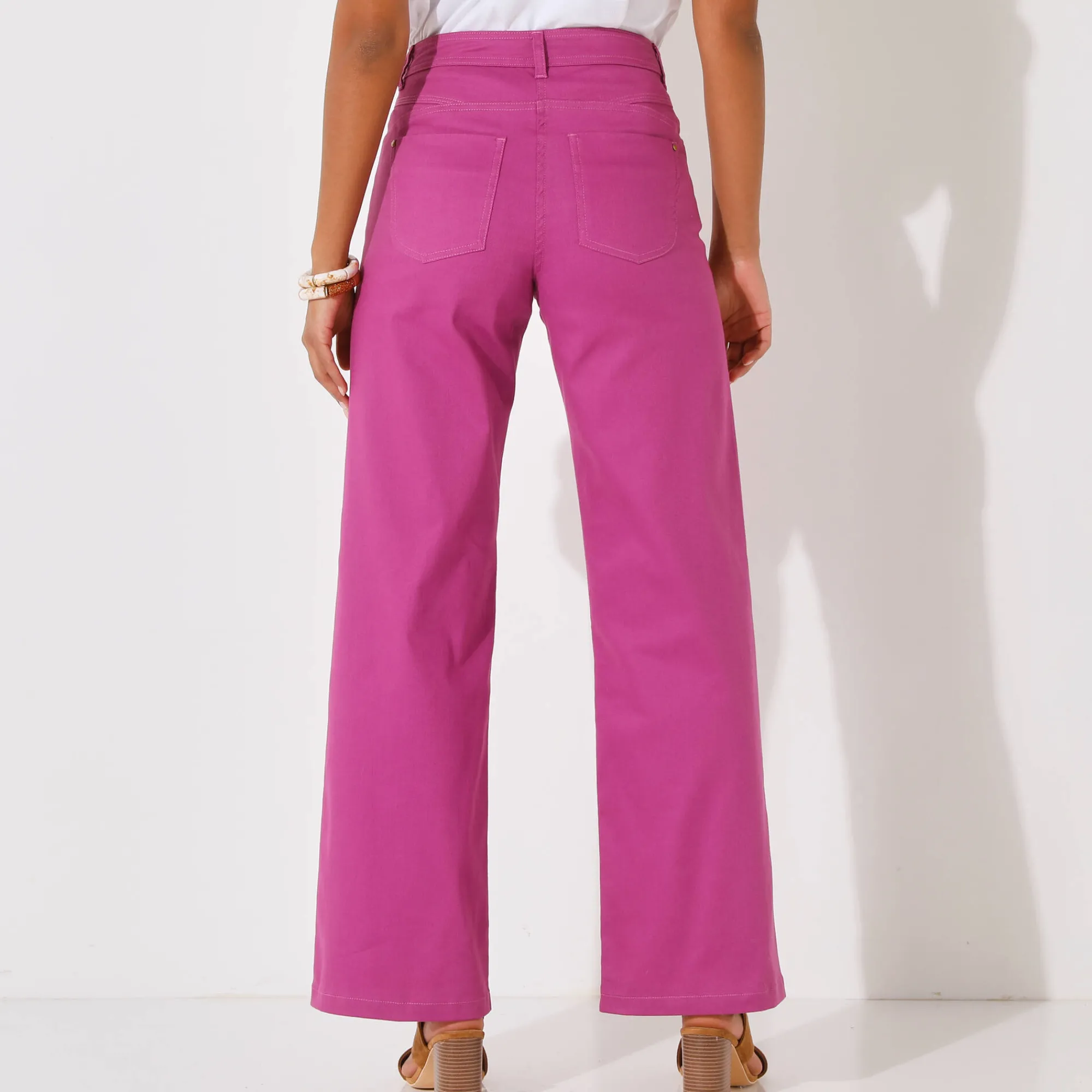 Broek<Blancheporte Gekleurde broek met ruim model en 5 zakken violine