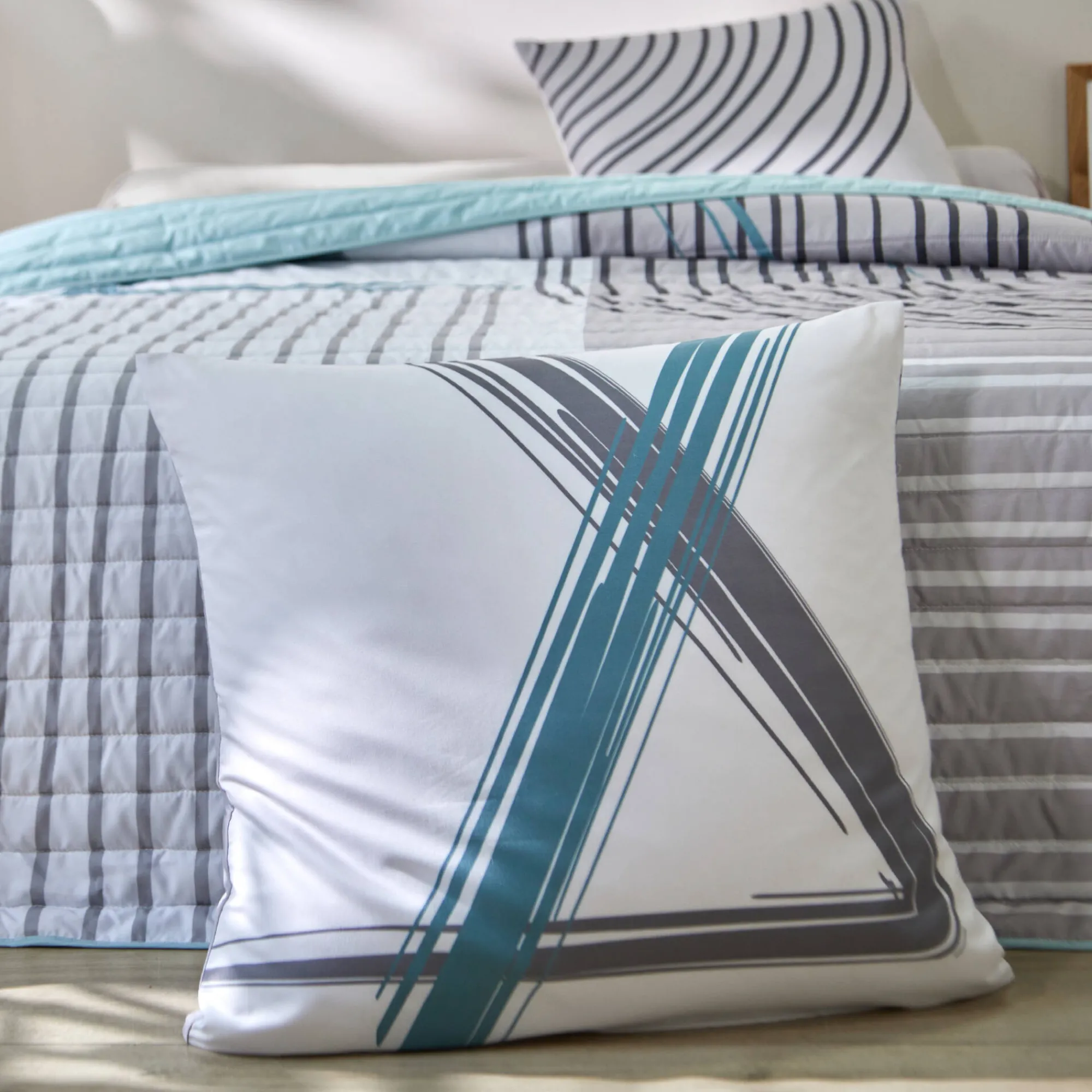 Deken En Bedsprei|Deken, Boutis En Bedsprei<Blancheporte Gematelasseerde bedsprei met grafische print grijs / blauw