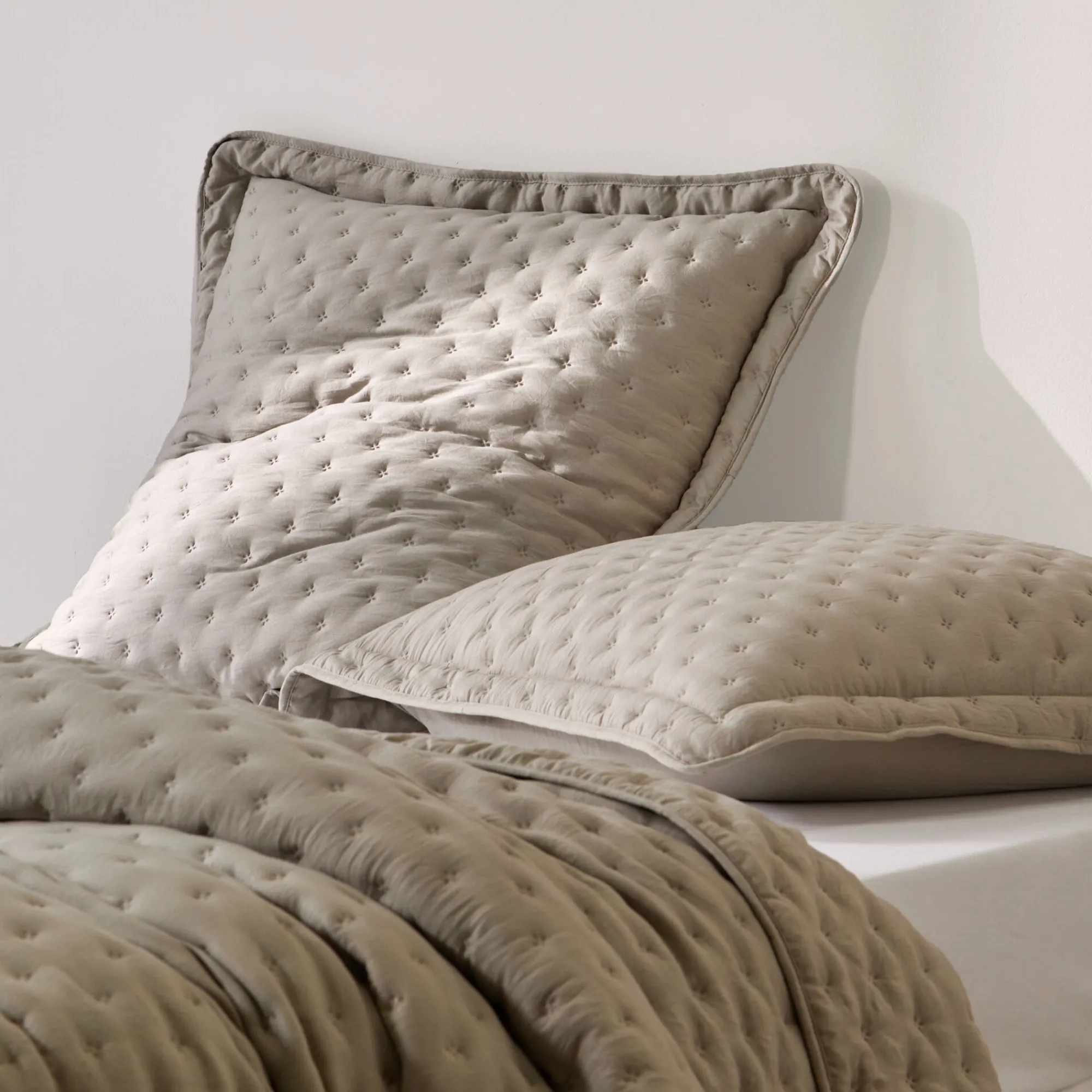 Deken En Bedsprei|Deken, Boutis En Bedsprei<Blancheporte Gematelasseerde deken - microvezel beige