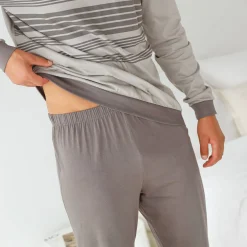 Pyjama En Kamerjas<Blancheporte Gestreepte pyjama in katoen met lange mouwen grijs