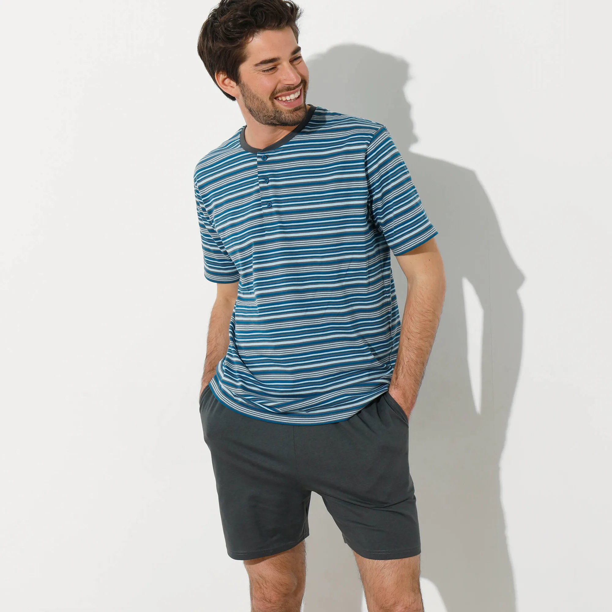 Pyjama En Kamerjas<Blancheporte Gestreepte shortama met Tunesische hals antraciet / eendenblauw